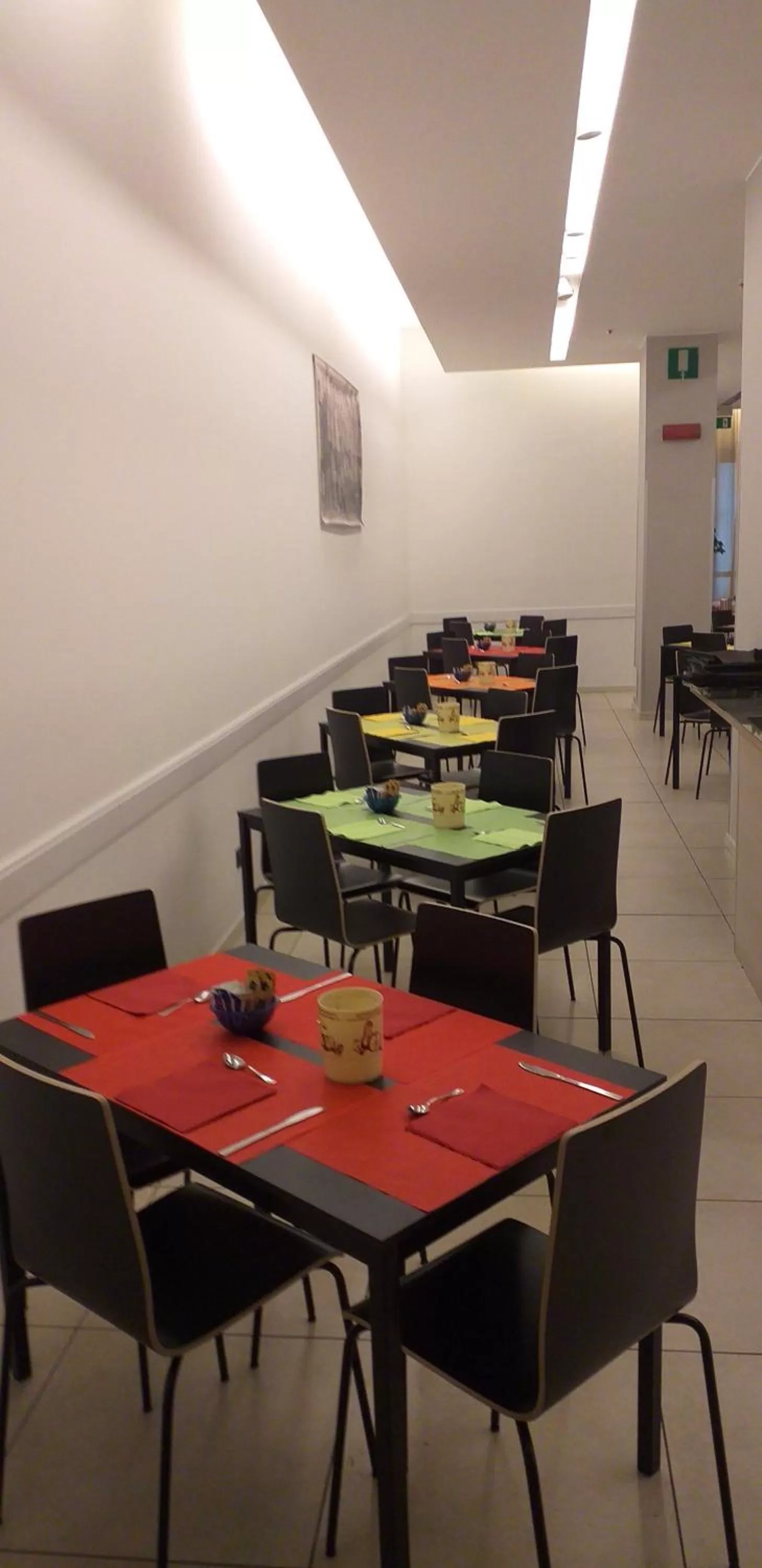 Restaurant/places to eat in Hotel Lux