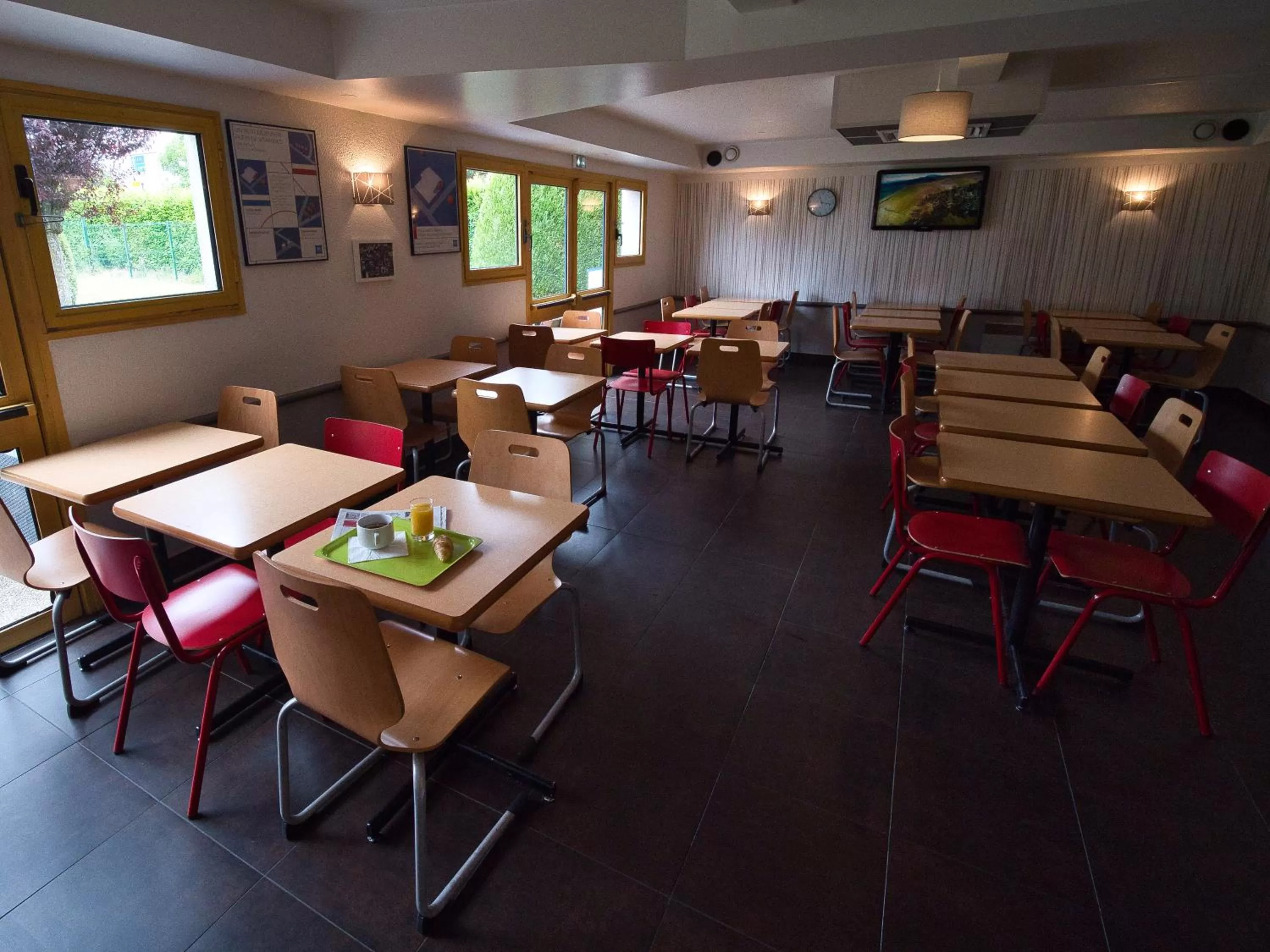 Breakfast in ibis budget Chartres