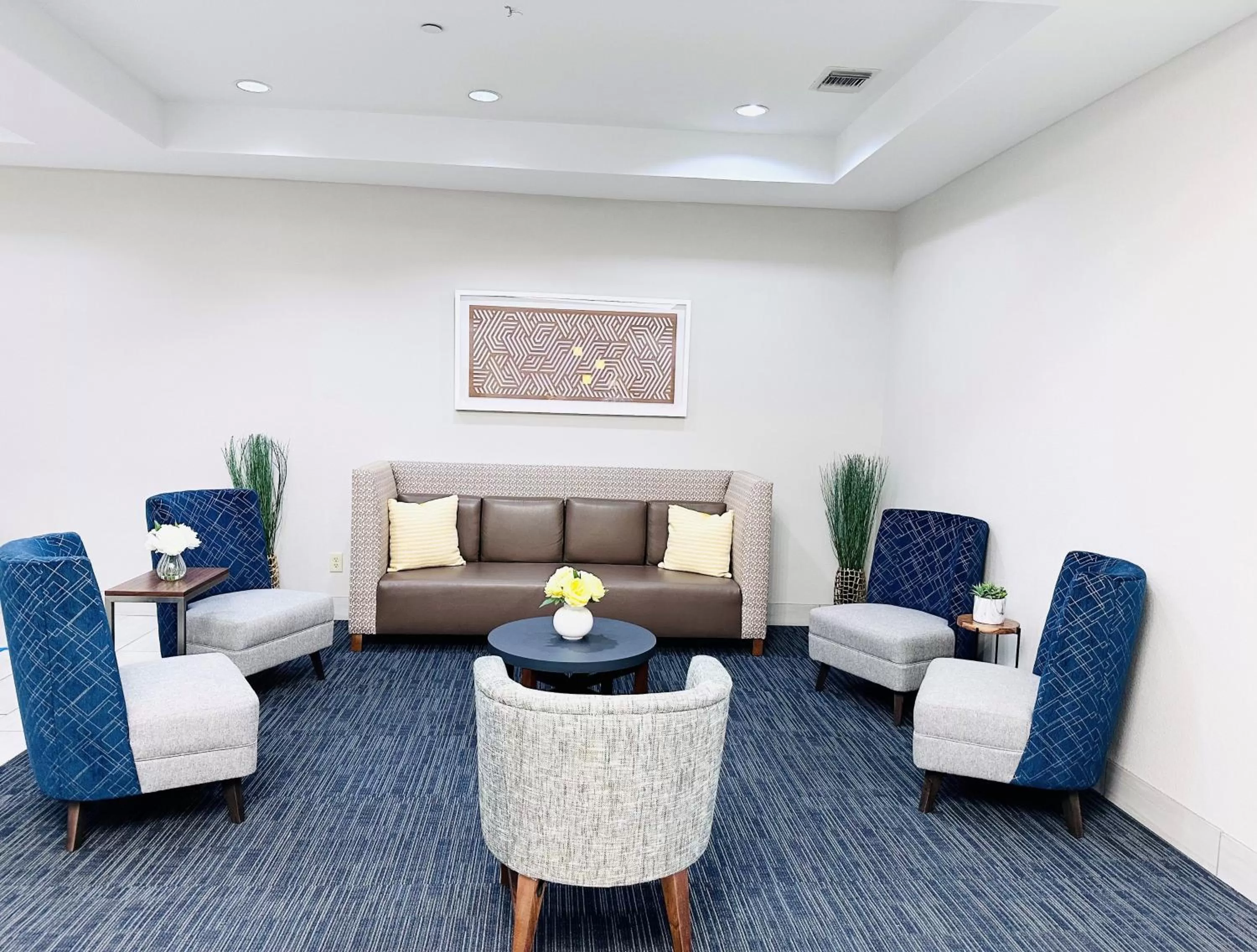 Property building, Seating Area in Holiday Inn Express & Suites Houston East - Baytown, an IHG Hotel