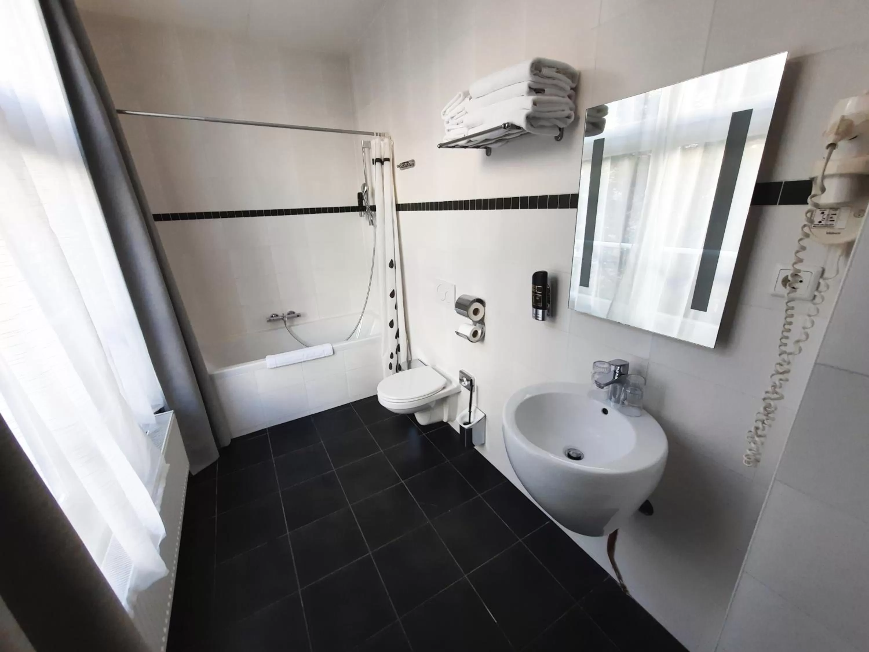 Bathroom in Hotel Washington