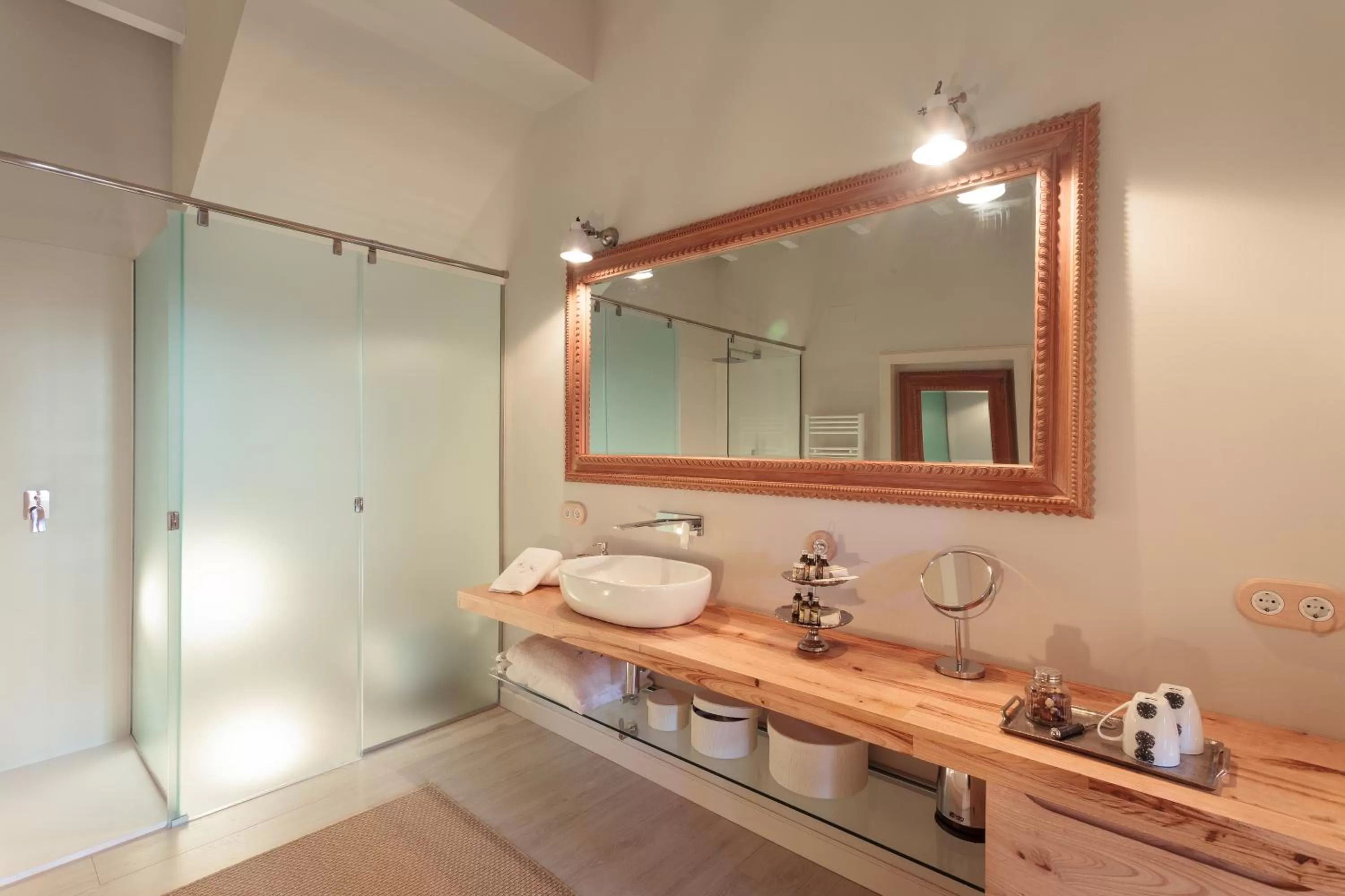 Toilet in Jardí de Ses Bruixes Boutique Hotel