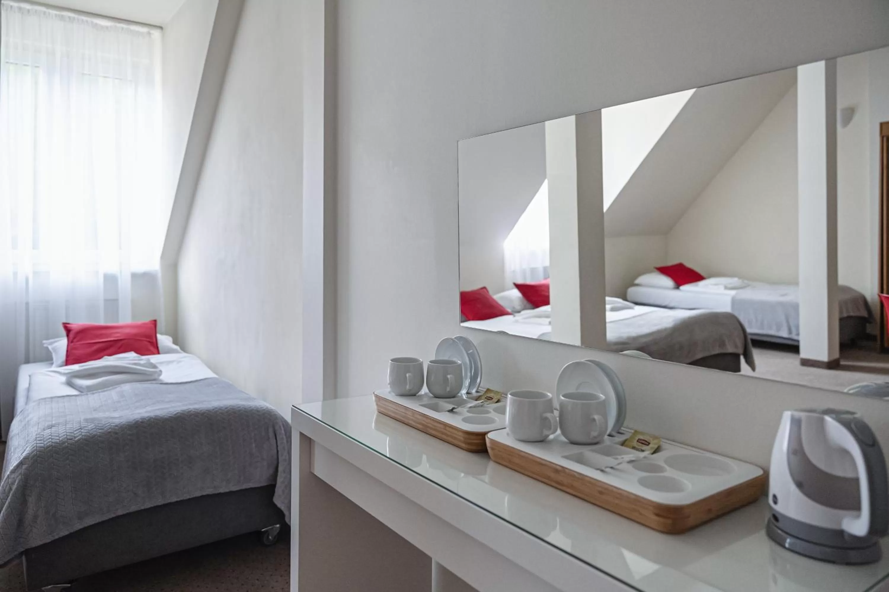 Photo of the whole room, Bed in Gronie Ski & Bike