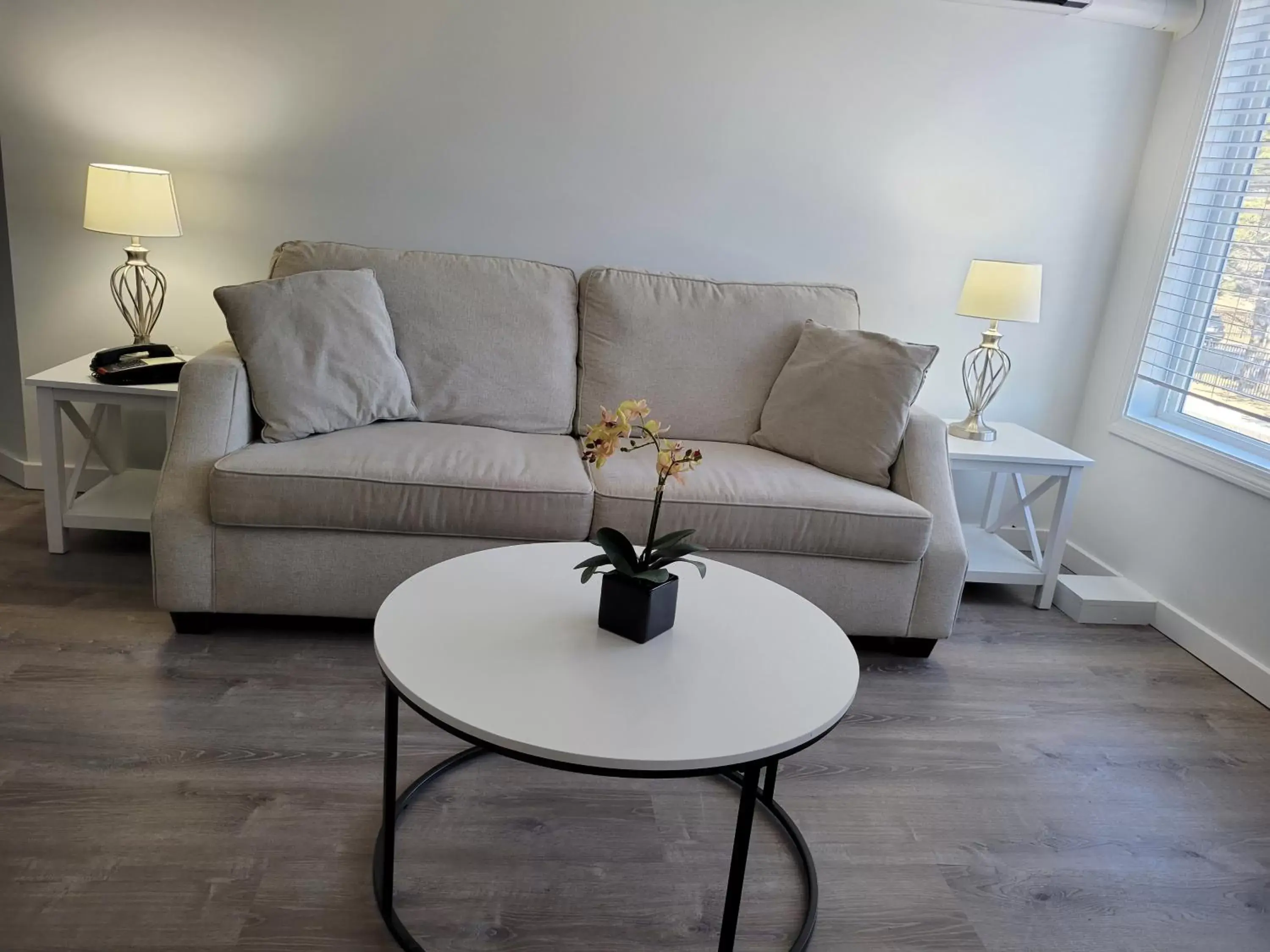 Double Room in The Grand Beach Inn Double Room in The Grand Beach Inn