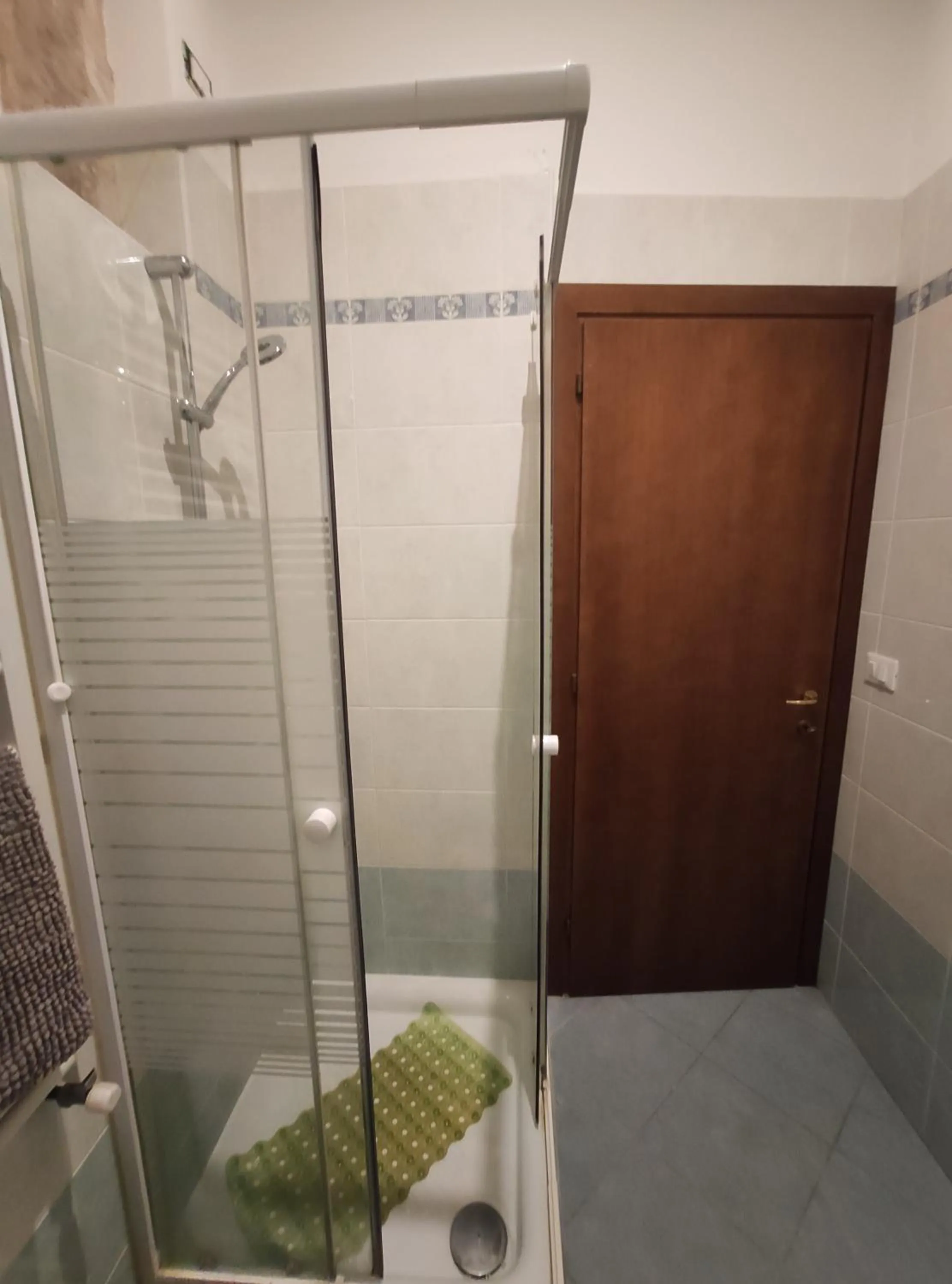 Bathroom in Sweet Venice - rooms & apartments