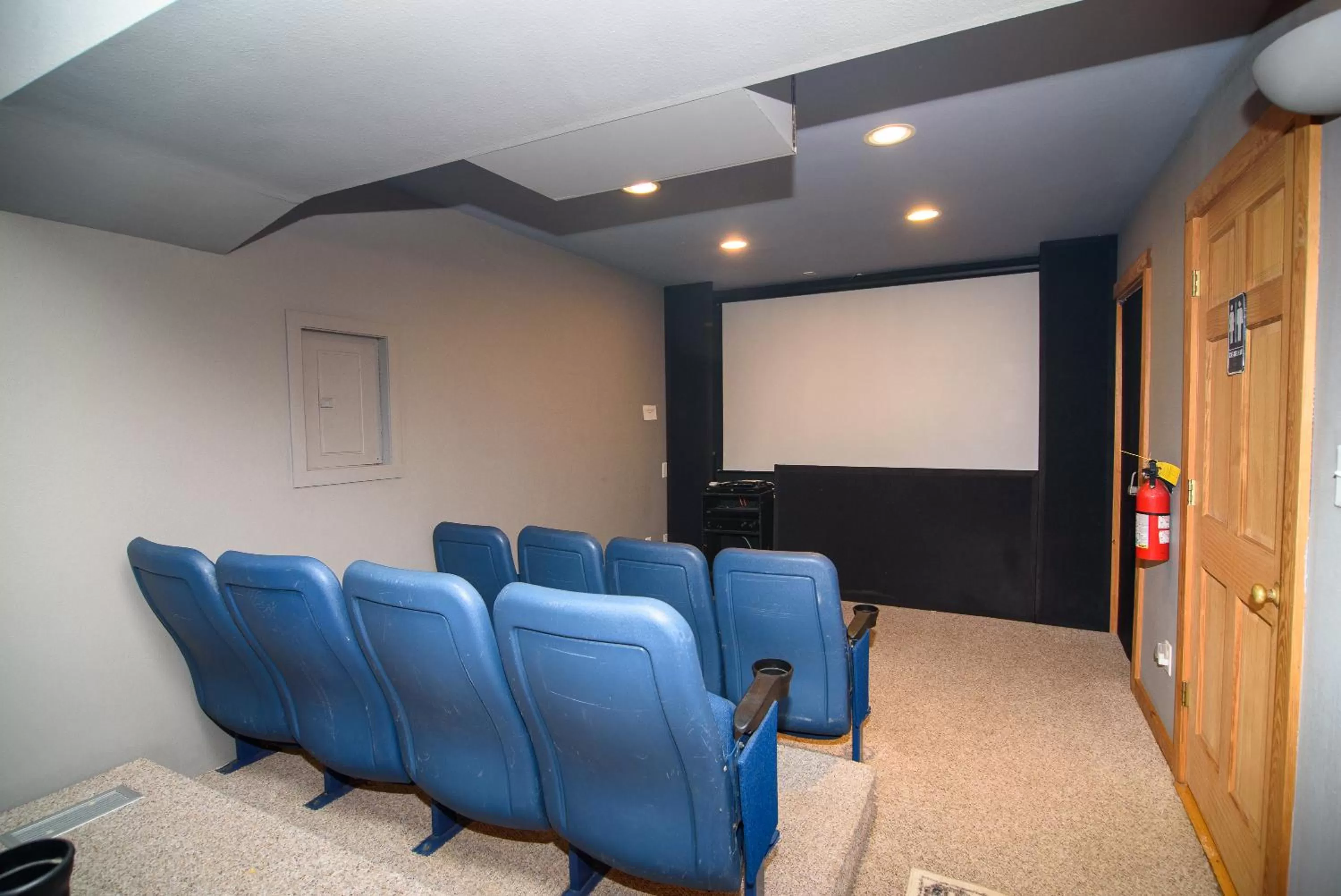 TV and multimedia in The Inn on Pamlico Sound