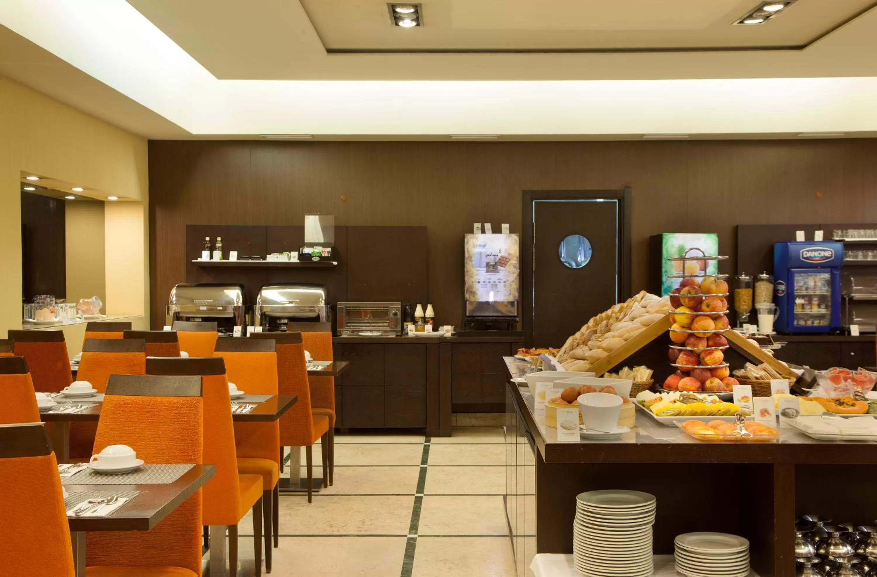 Restaurant/places to eat in TURIM Ibéria Hotel