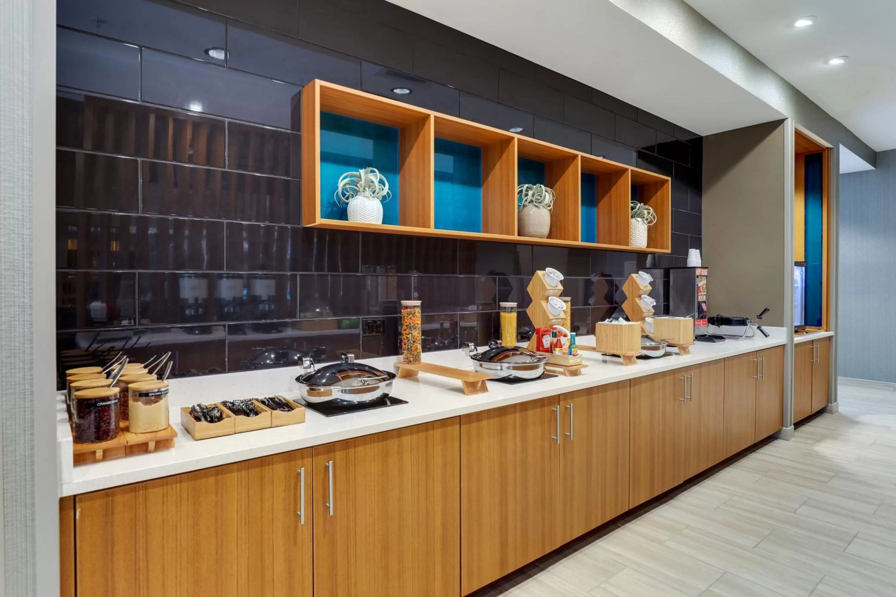 Breakfast in SpringHill Suites by Marriott Cheraw