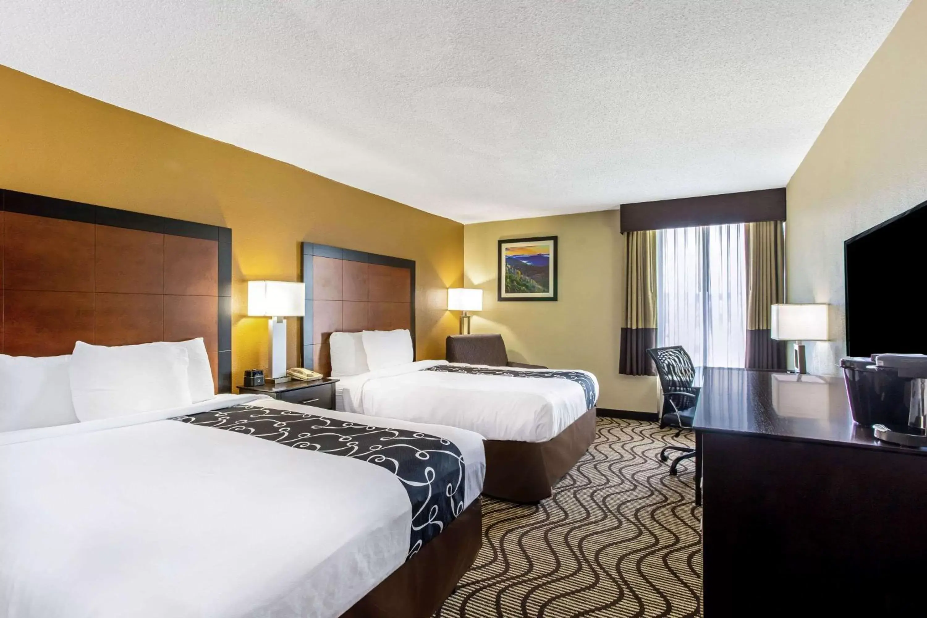 Queen Room with Two Queen Beds in La Quinta by Wyndham Wytheville Queen Room with Two Queen Beds in La Quinta by Wyndham Wytheville