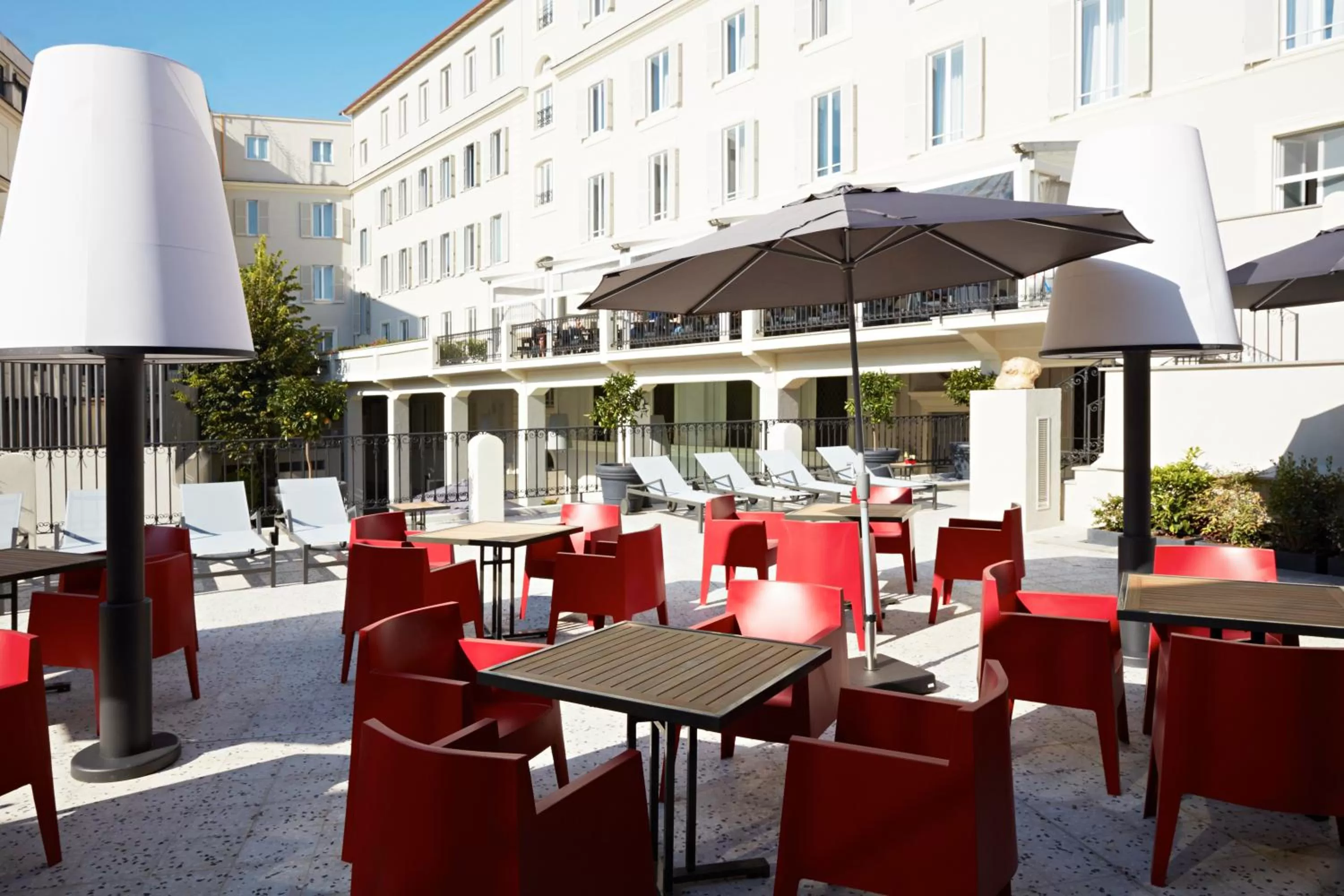 Bird's eye view in Hotel The Building