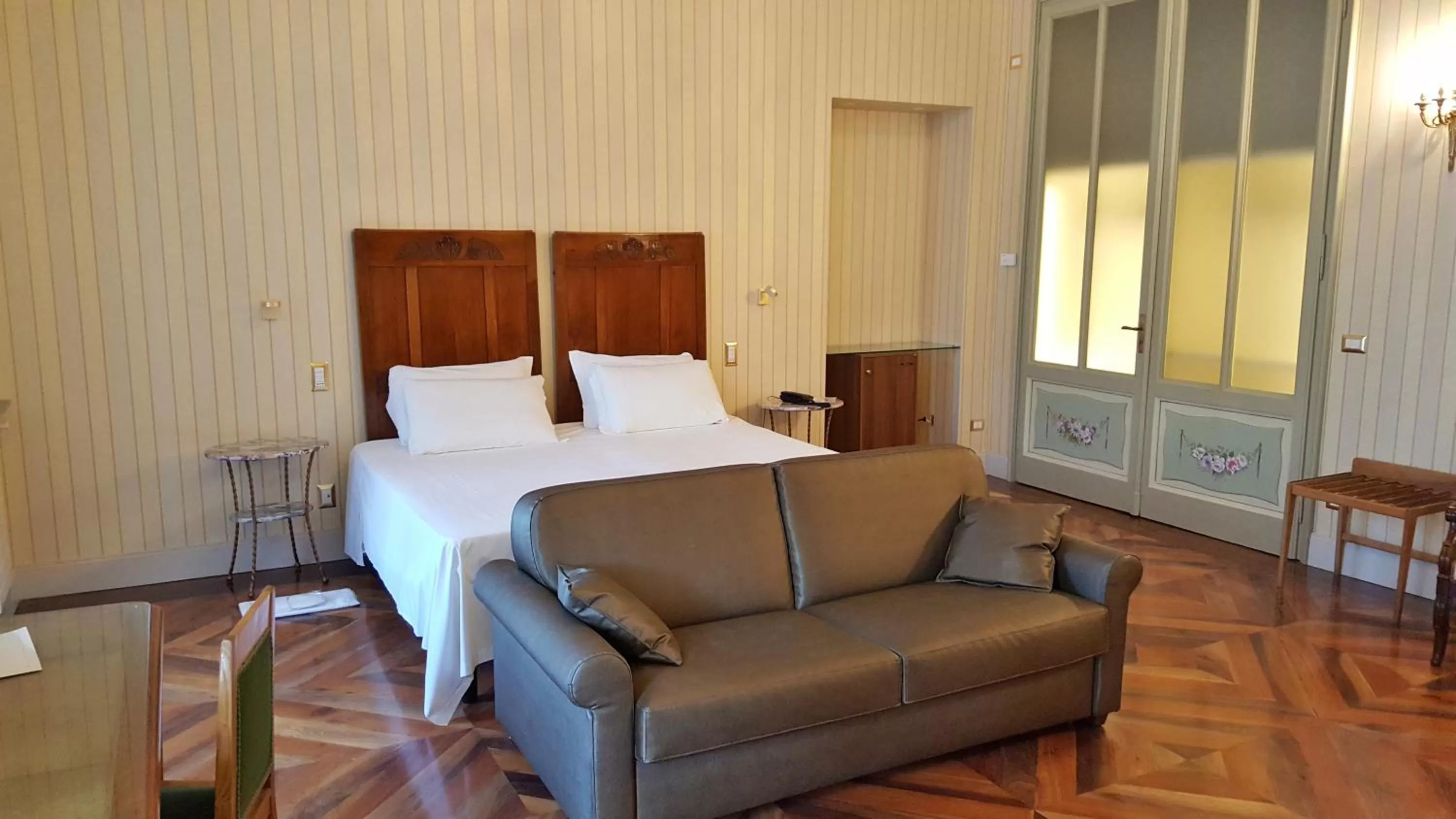 Bed in Hotel Roma e Rocca Cavour