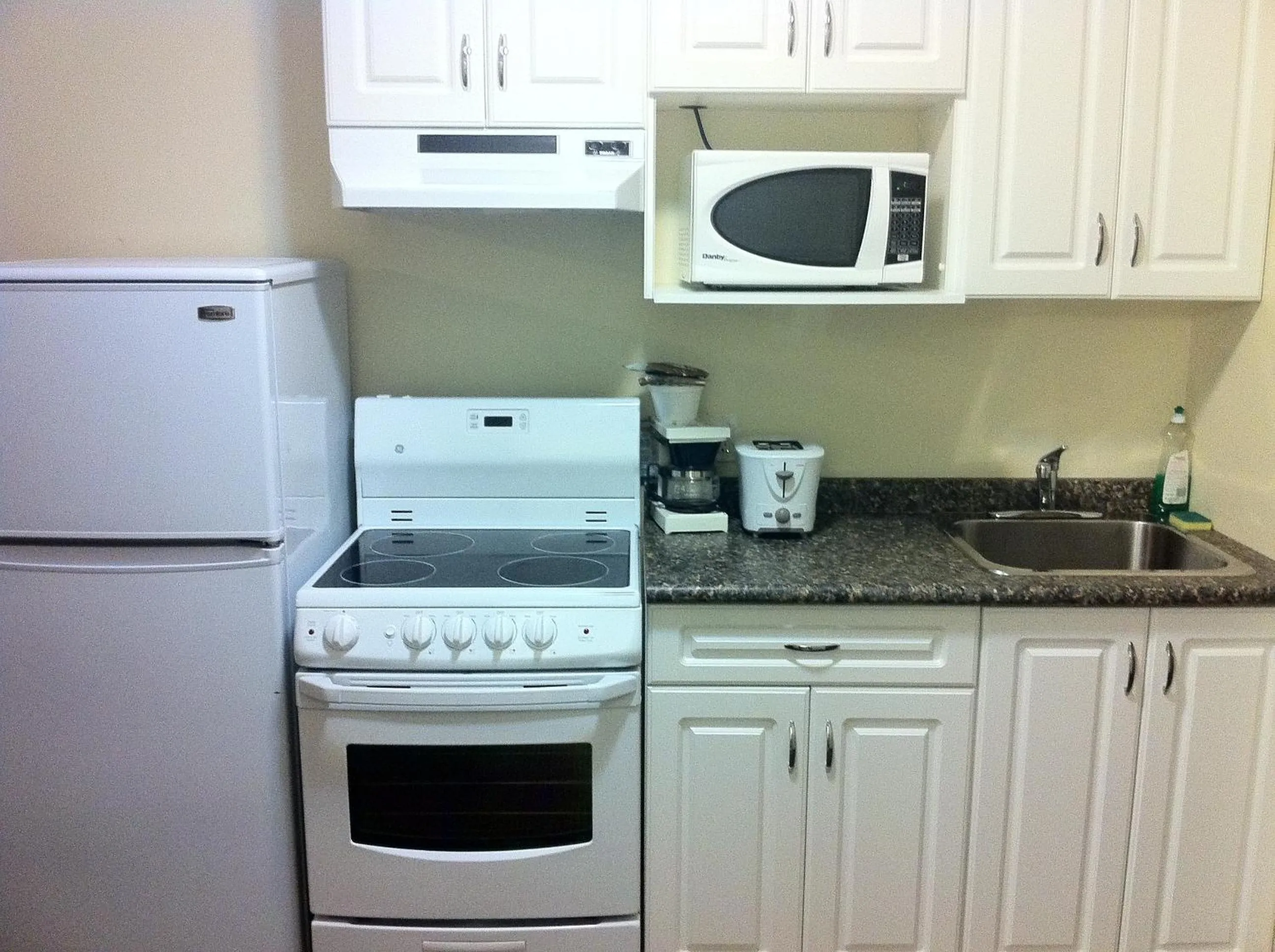 Deluxe Double Room with Kitchenette in Circle 6 Motel