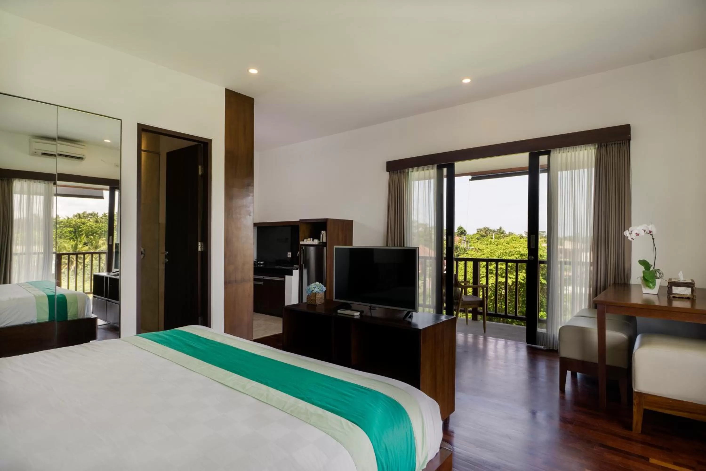 TV and multimedia in Athaya Ubud