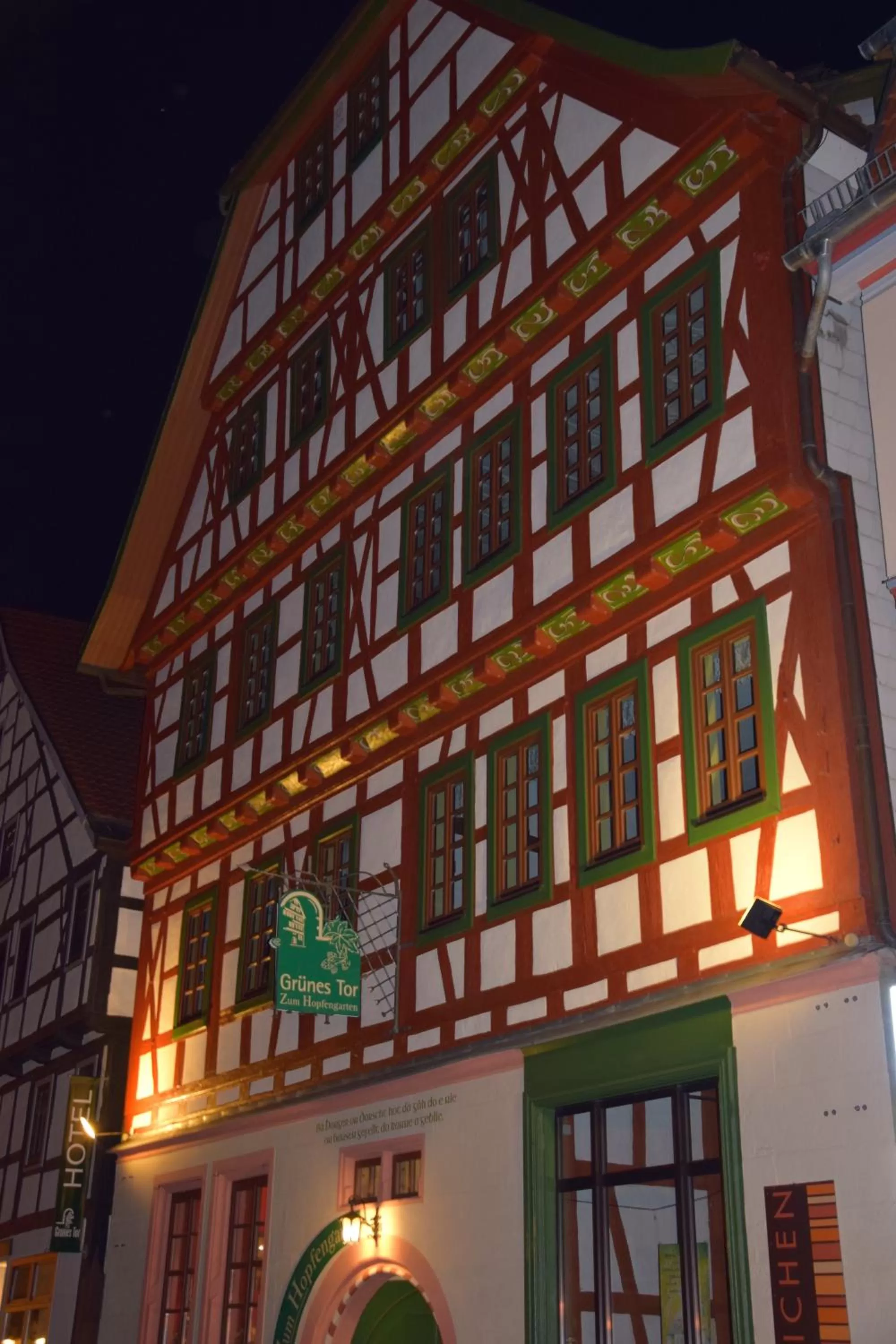 Property building in Grünes Tor