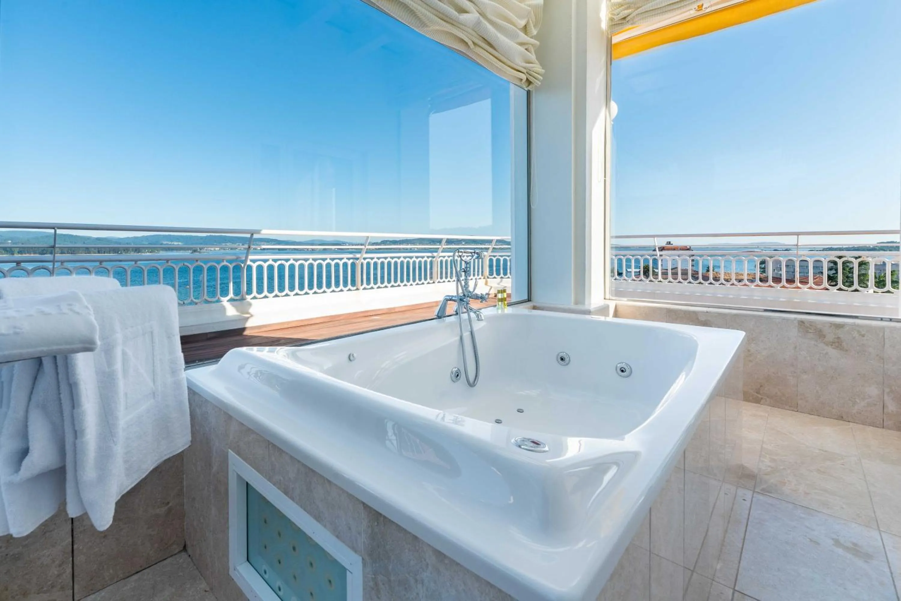 Bathroom in Eurostars Gran Hotel La Toja