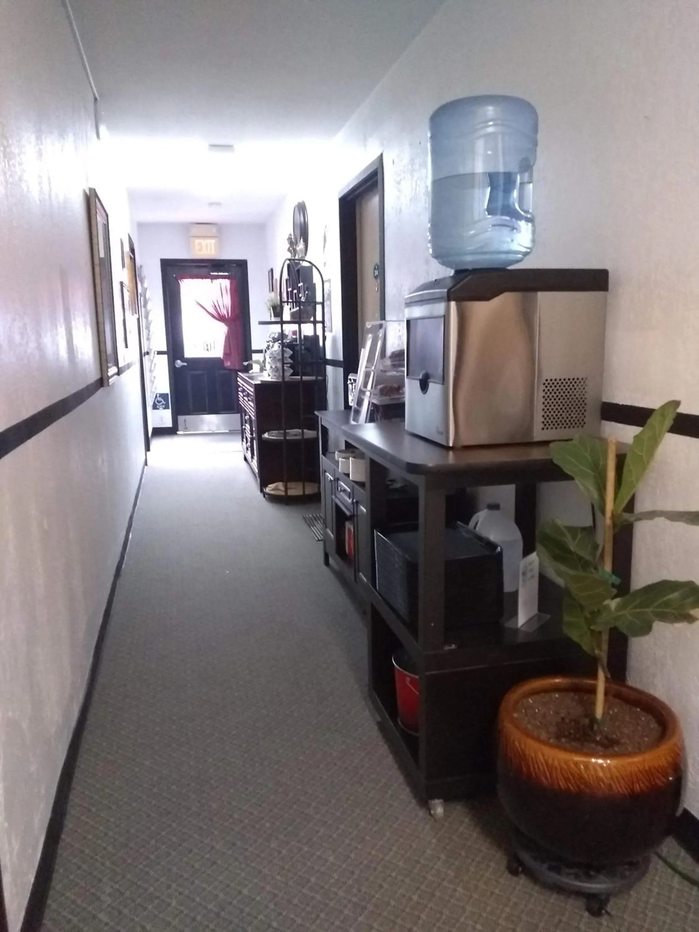 Coffee/tea facilities in The Orca Inn