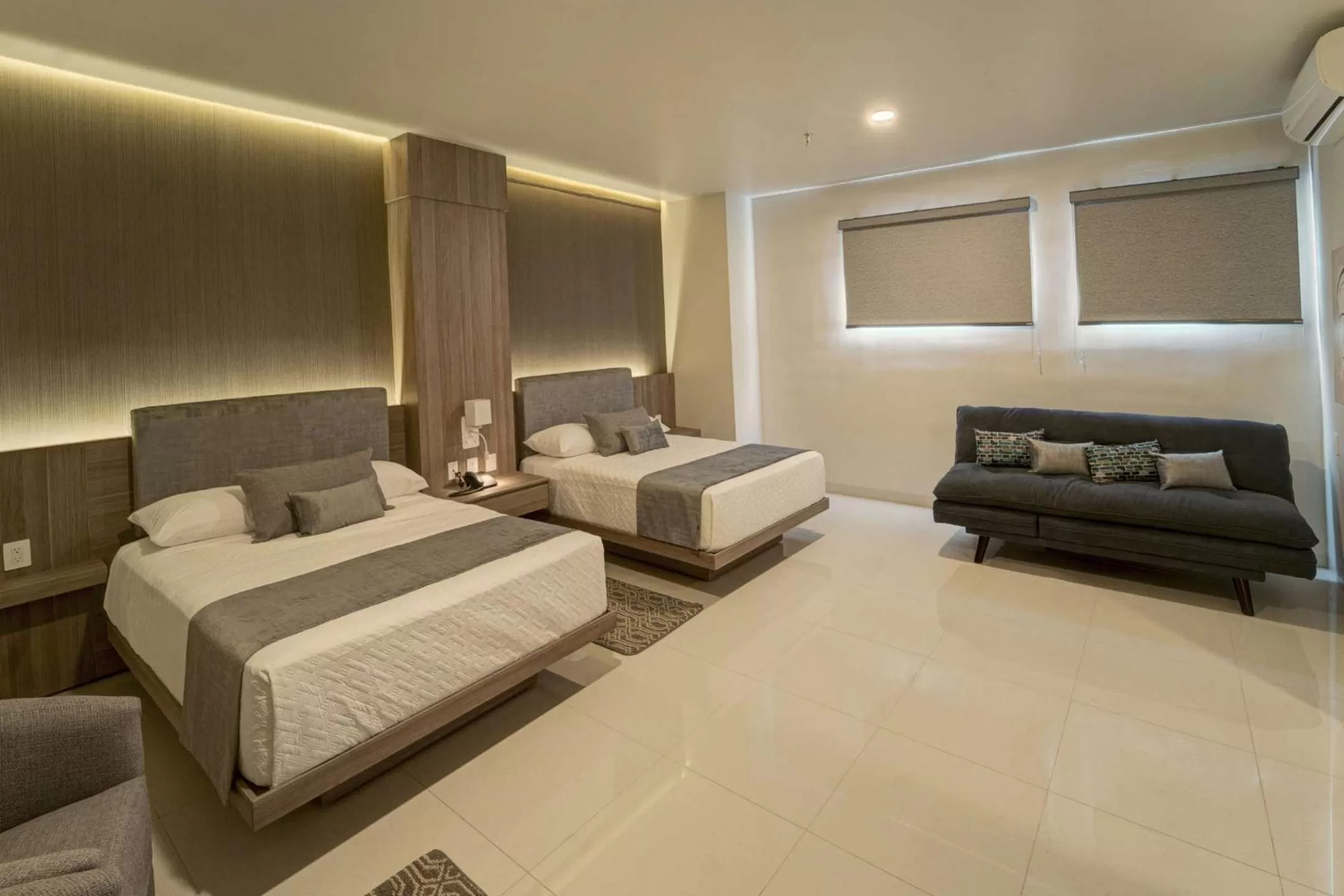 Photo of the whole room, Bed in Sara N Hotel & Spa