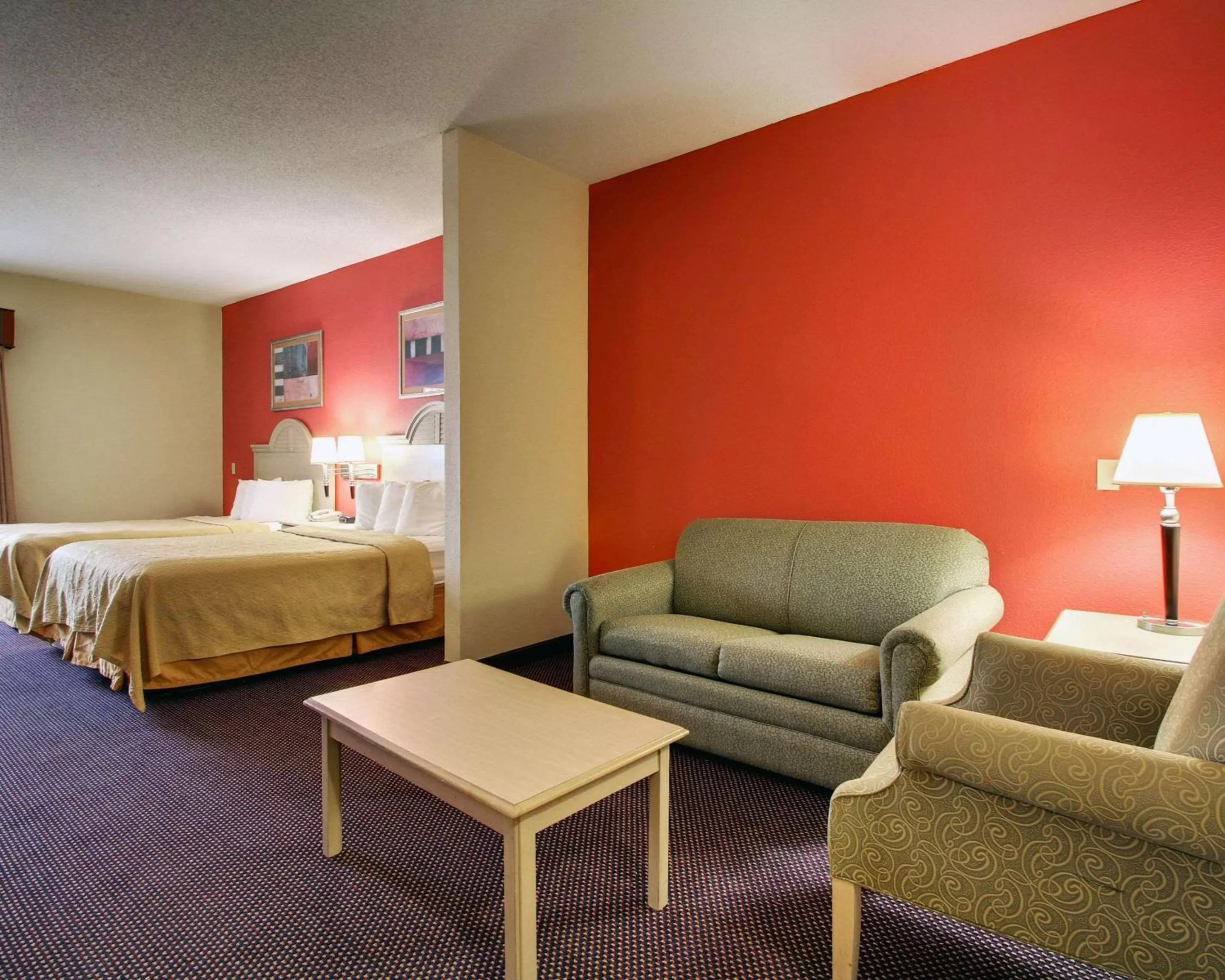 Quality Inn & Suites Hattiesburg North