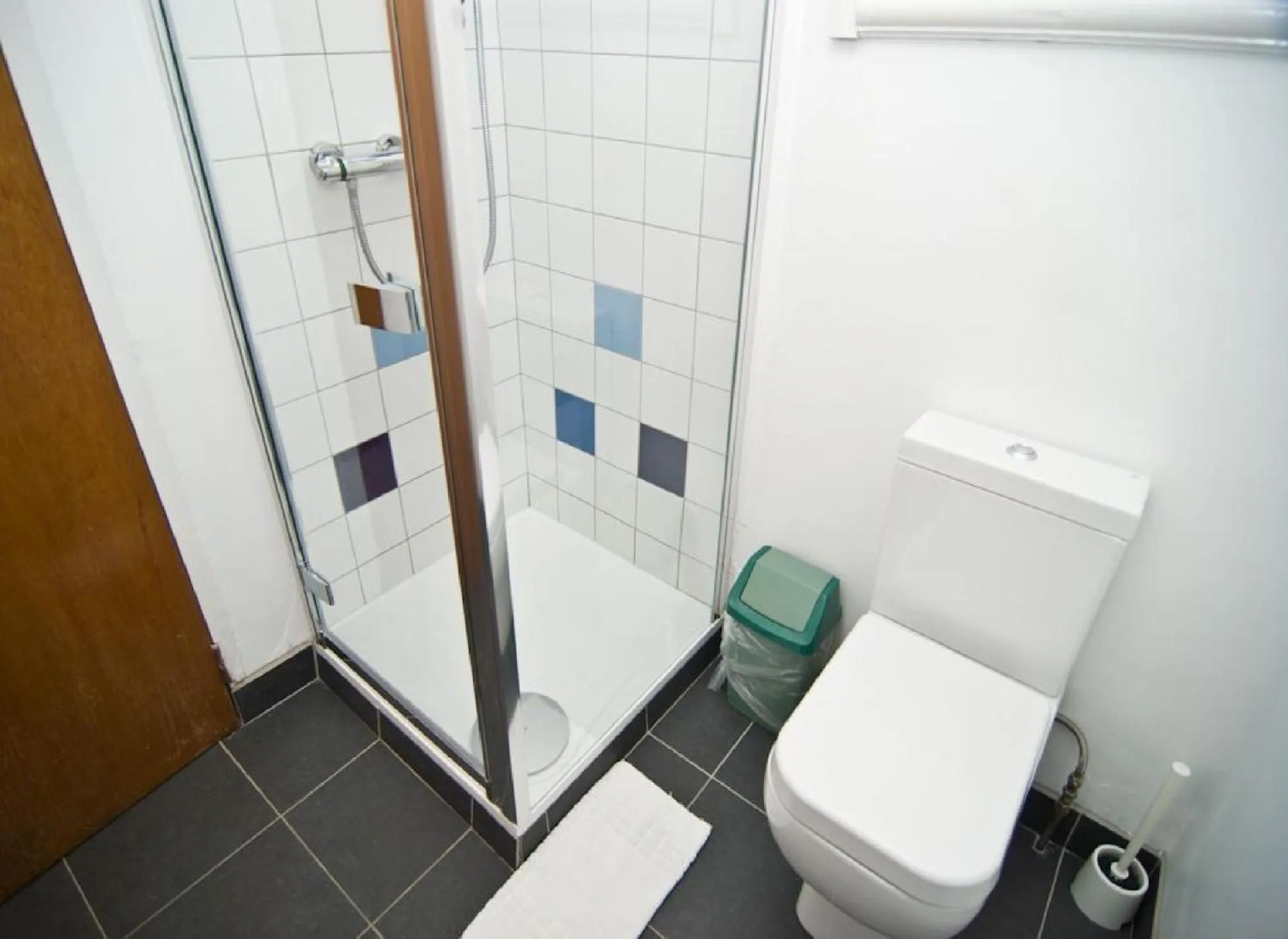 Bathroom in Charlie Hotel