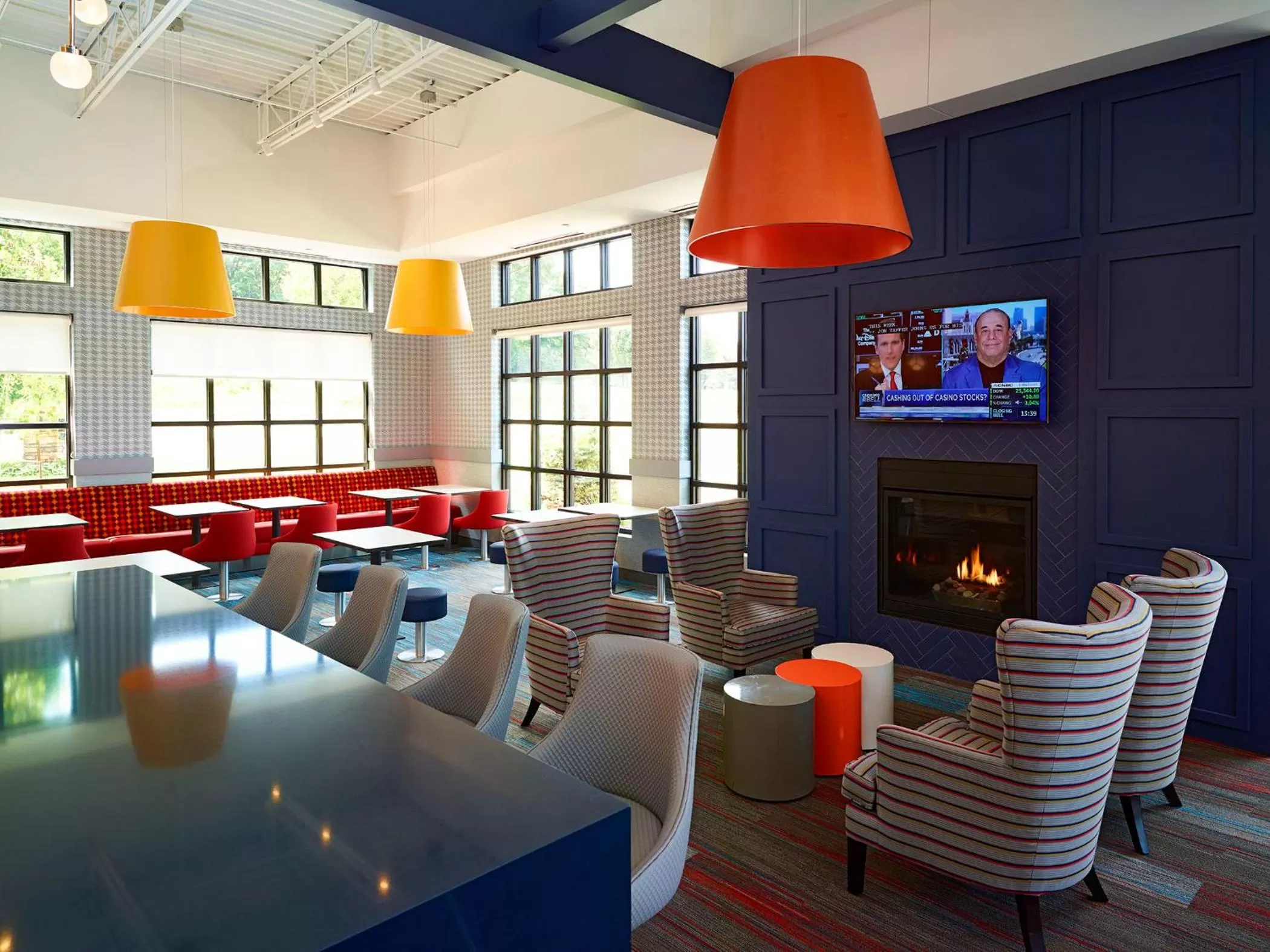 Lobby or reception in LivINN Hotel St Paul East / Maplewood