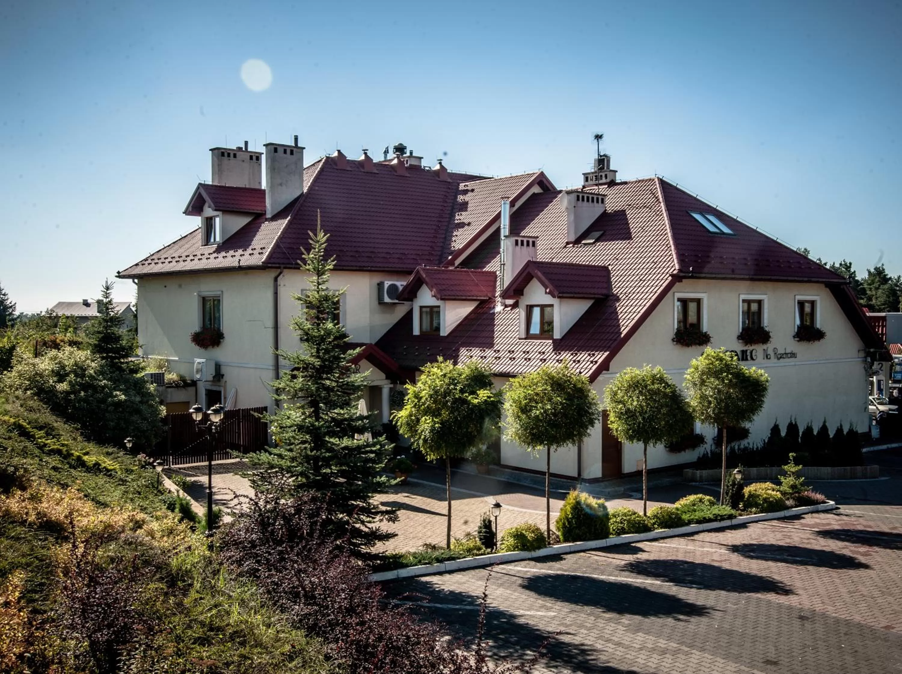 Facade/entrance in Gościniec Na Rozdrożu