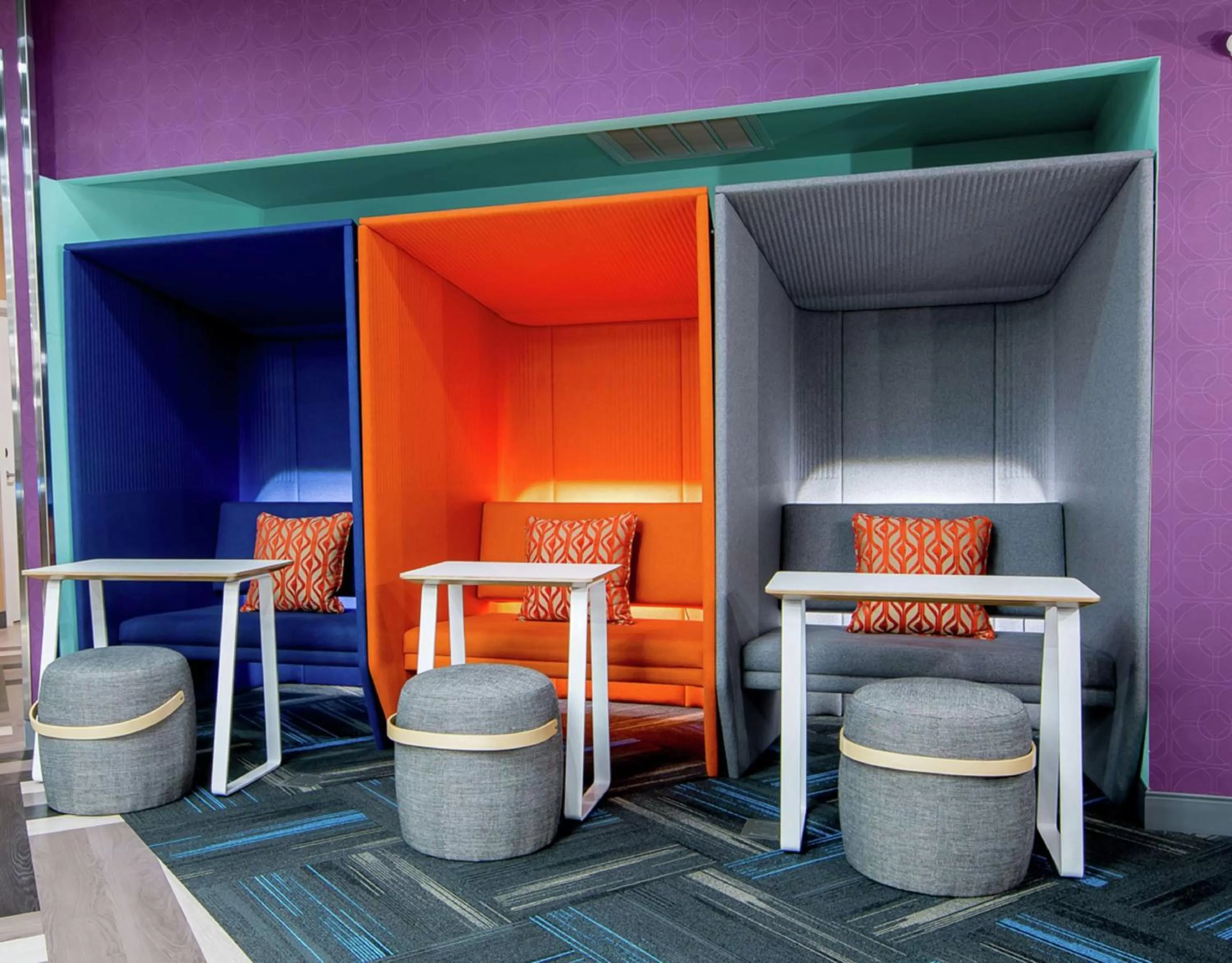 Lobby or reception in Tru by Hilton Lafayette River Ranch