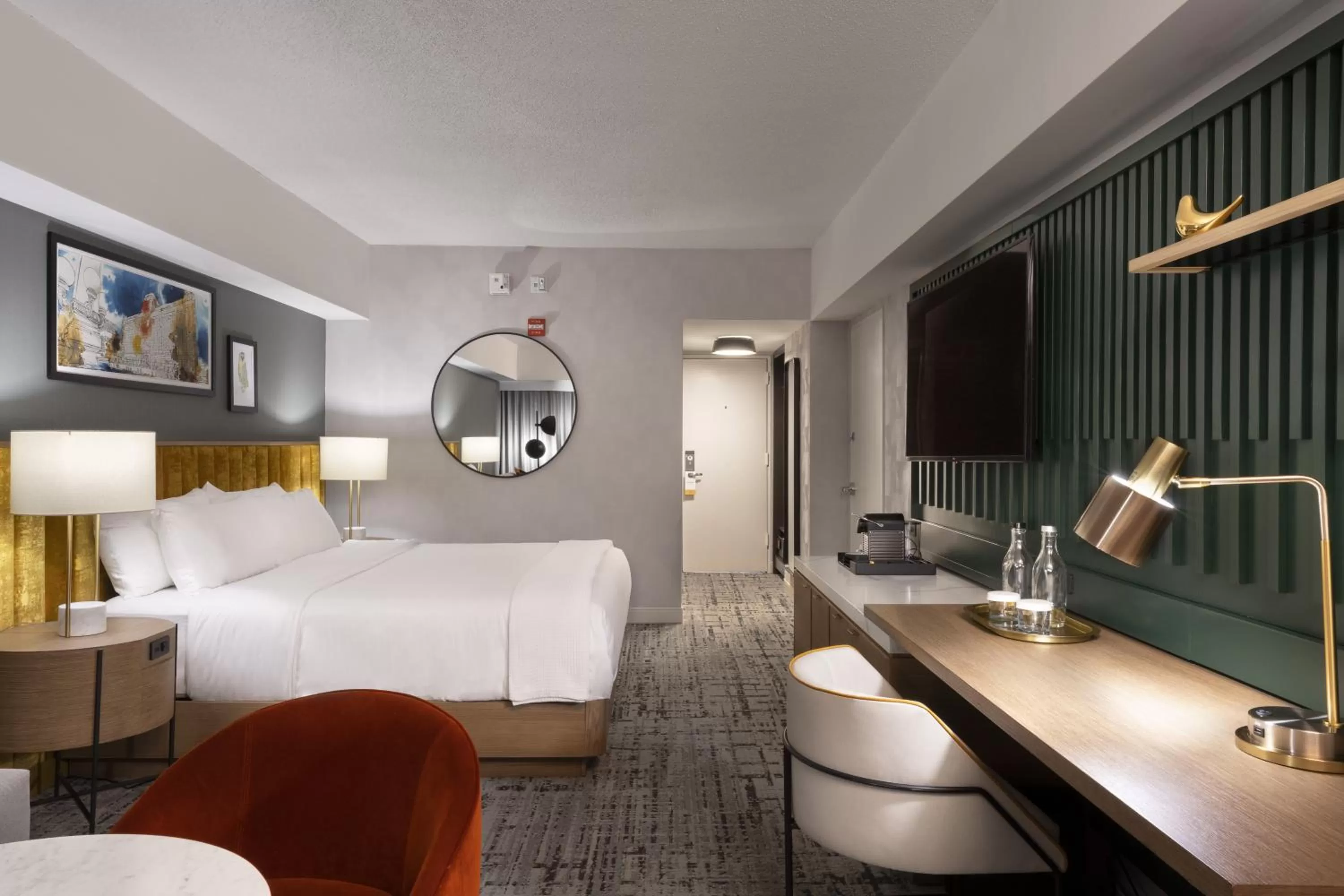 Bedroom, Bed in voco Chicago Downtown - Riverwalk by IHG