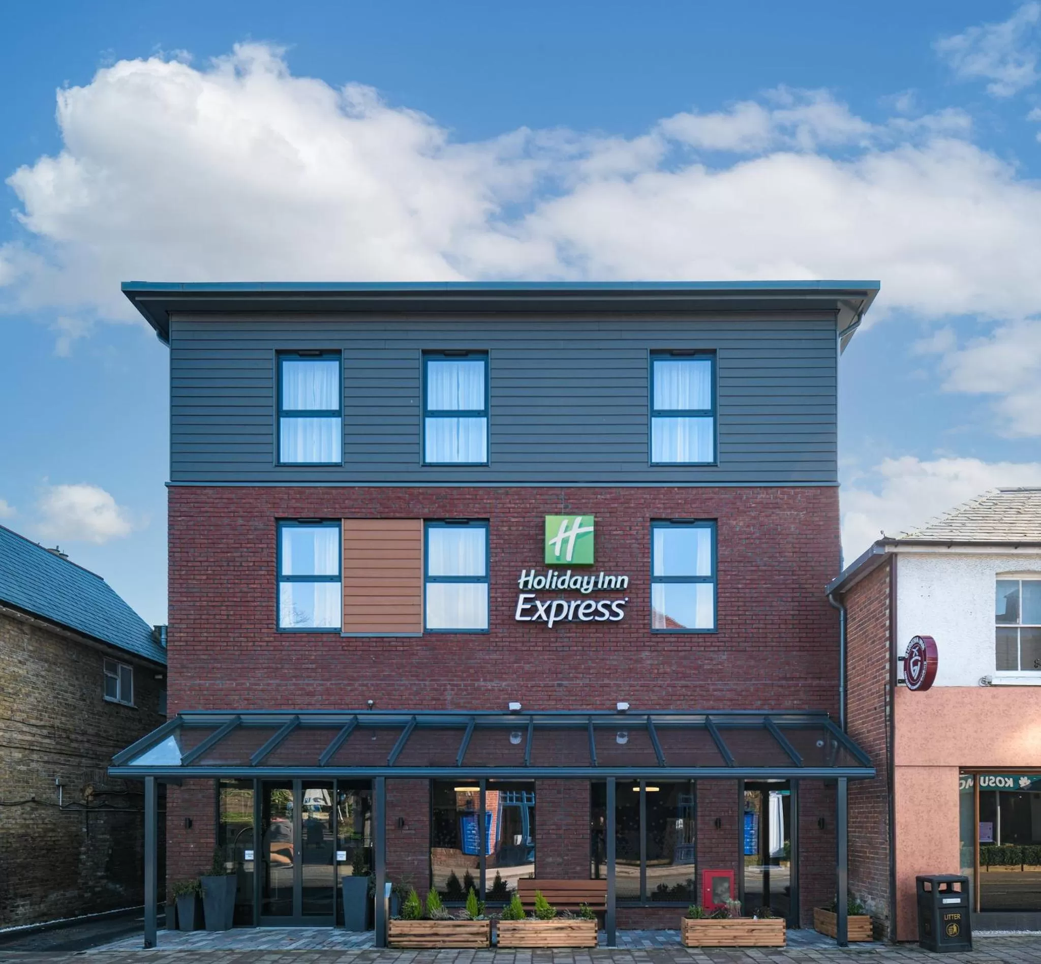 Property building in Holiday Inn Express - Fleet by IHG