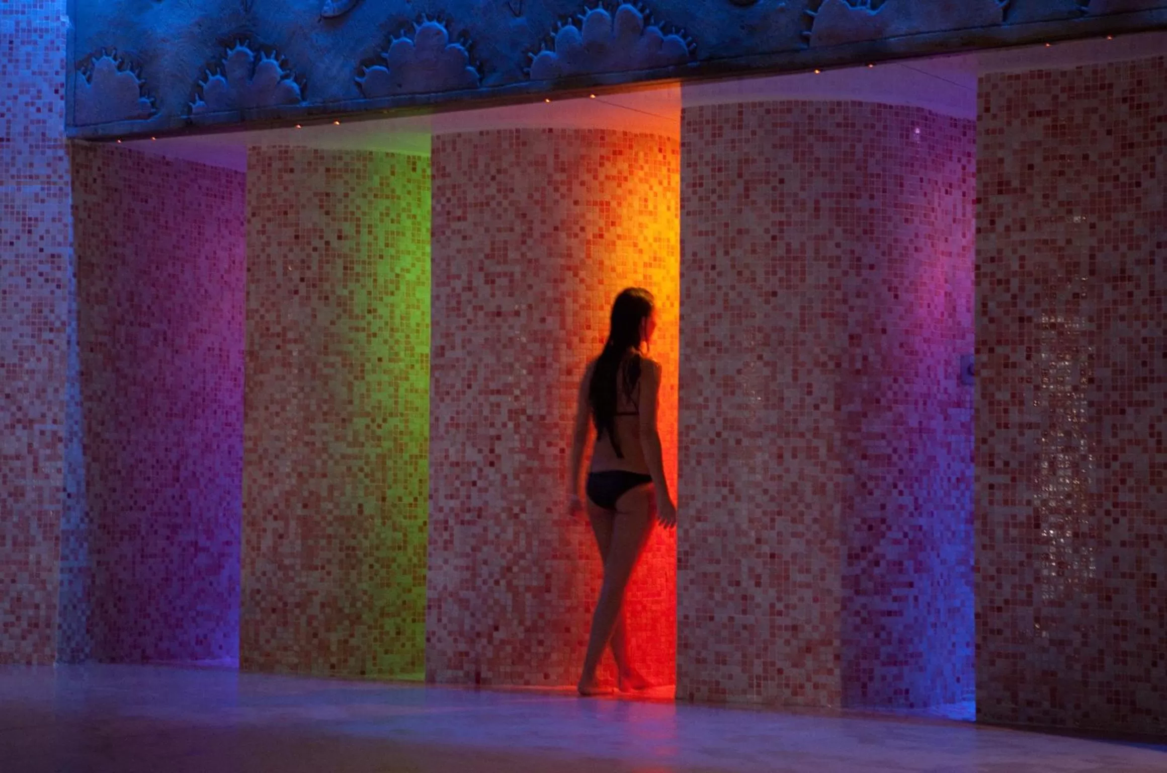 People in Spa Hotel Ciudad de Teruel