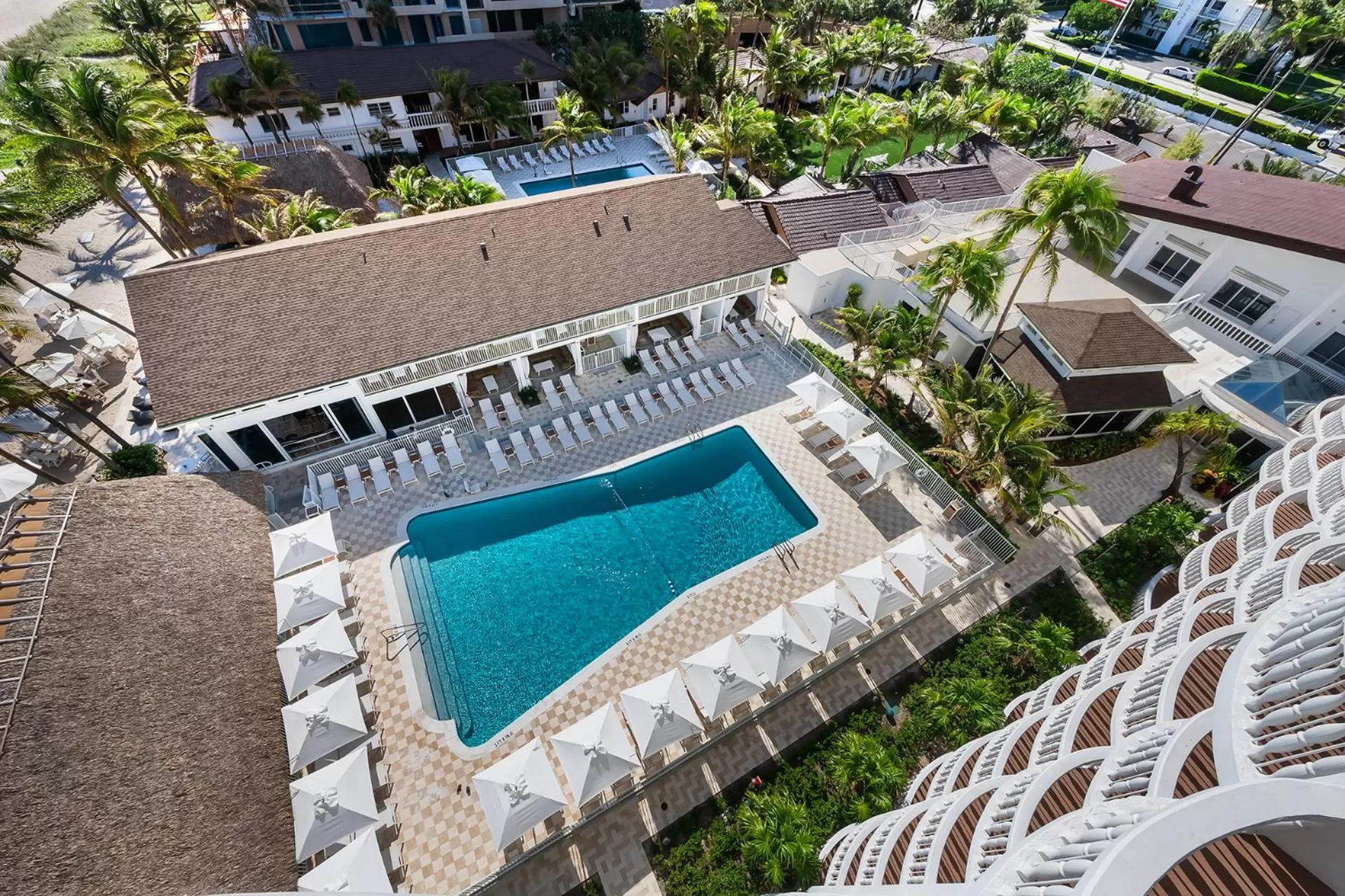 Bird's eye view, Pool View in Beachcomber Resort & Club