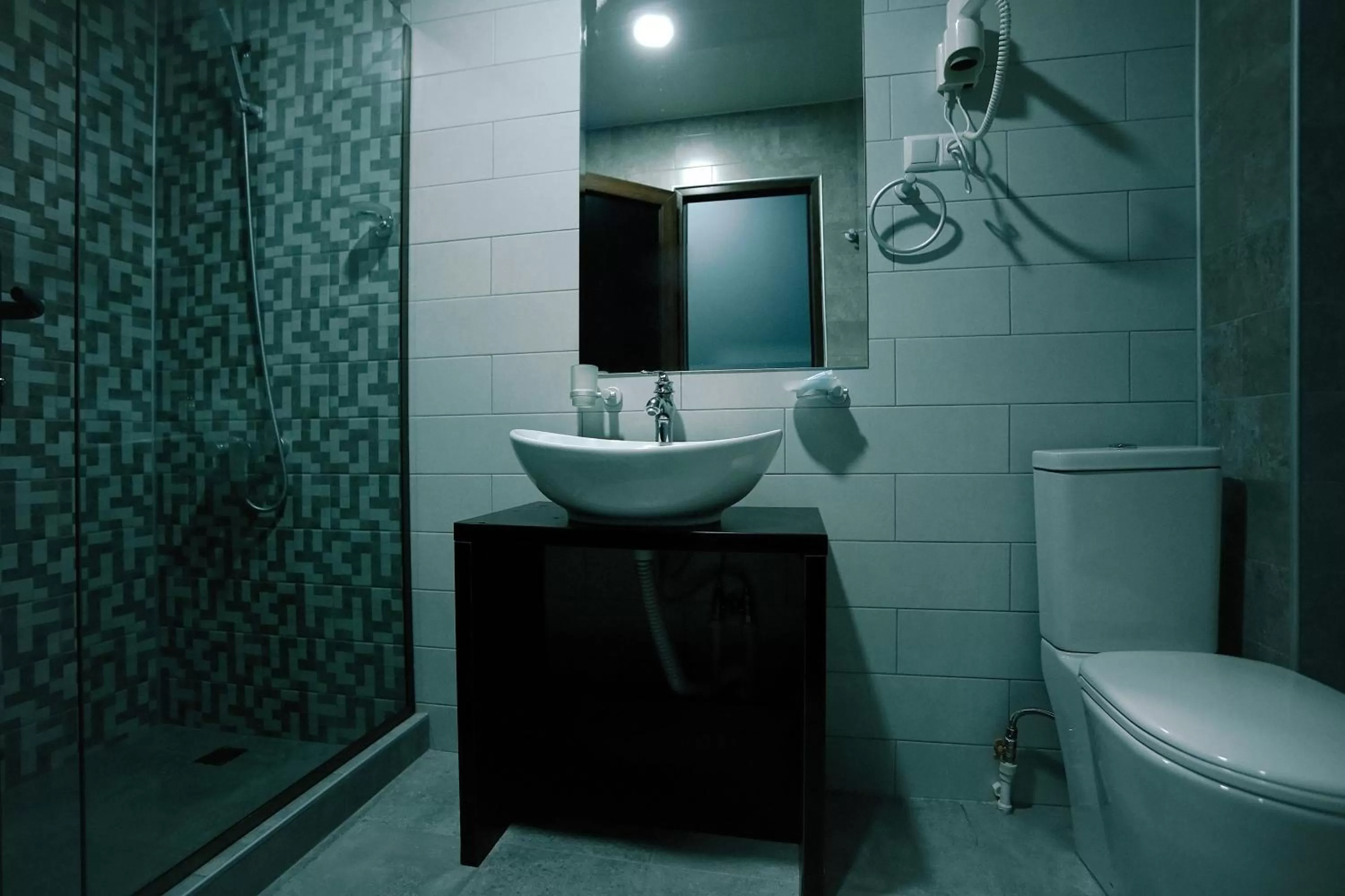 Shower in Hotel Rero