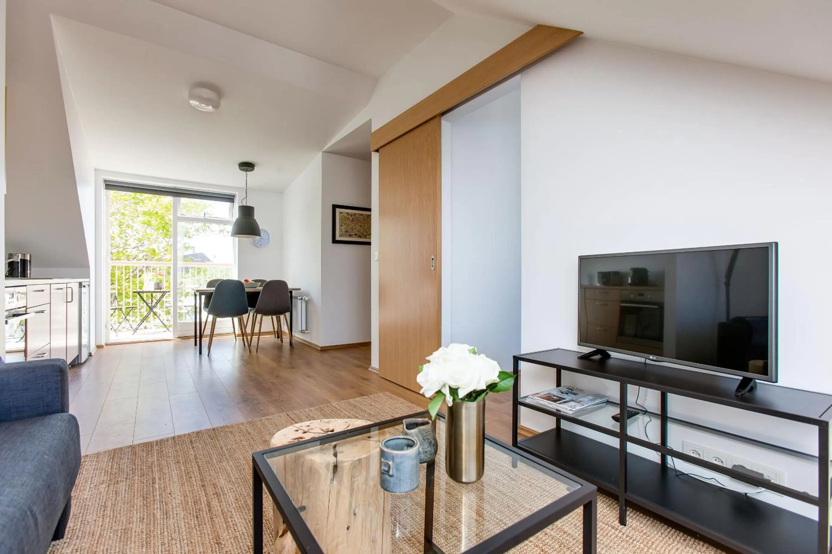 Communal lounge/ TV room in Tyr Apartments by Heimaleiga