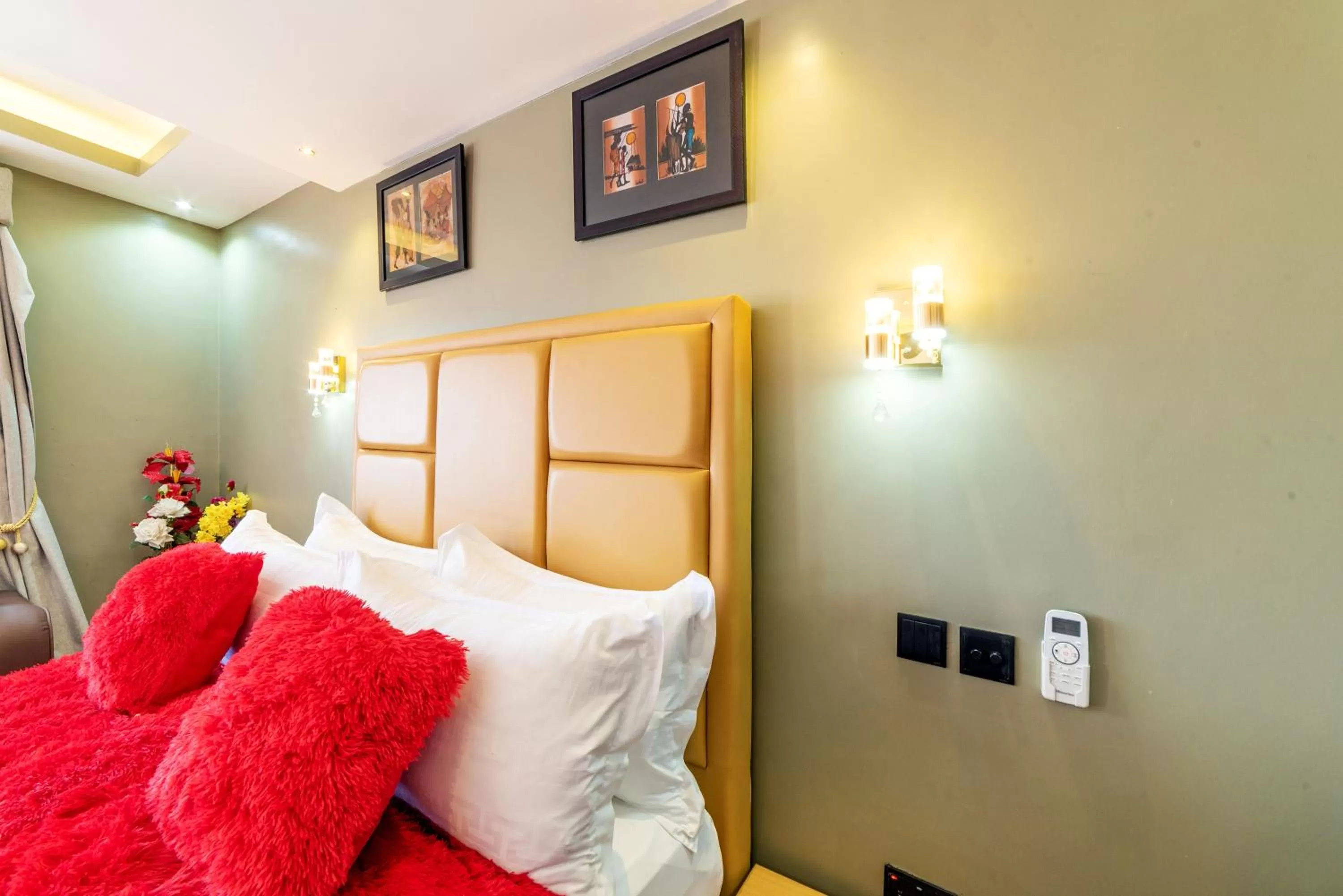 Bed in Afro Park Hotel