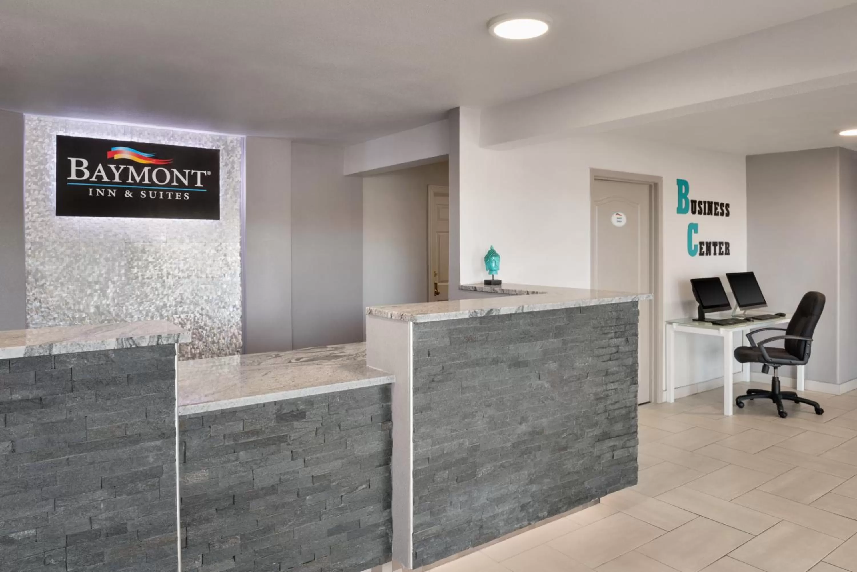 Property logo or sign in Baymont by Wyndham Des Moines North