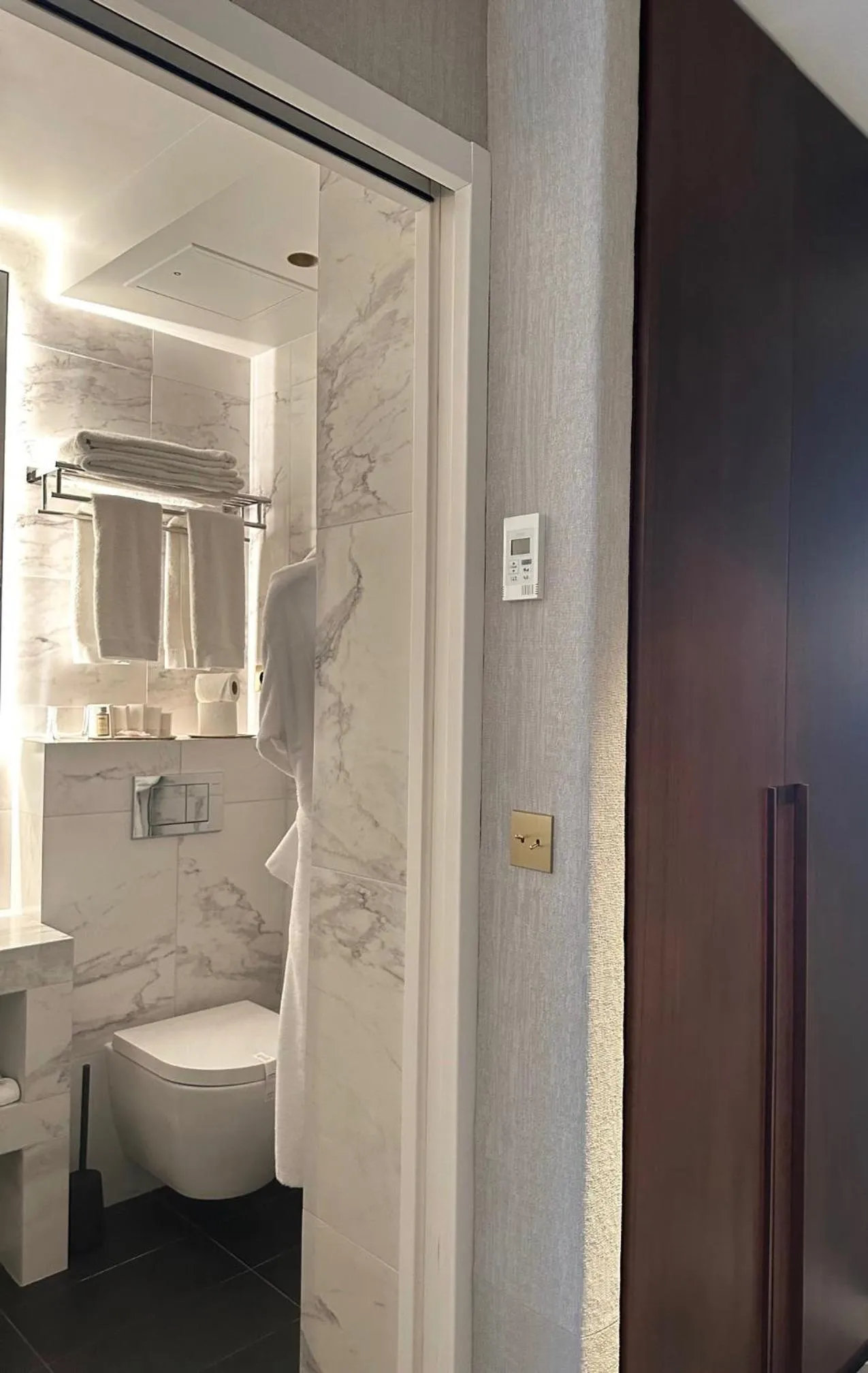 wardrobe in Beausejour Ranelagh