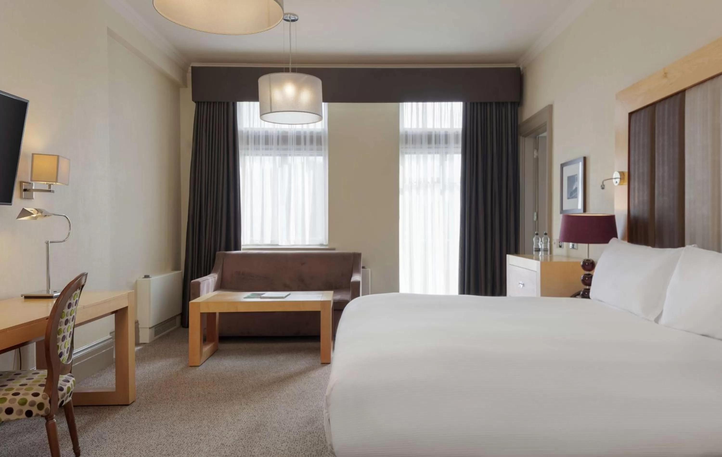 Bed in DoubleTree by Hilton Harrogate Majestic Hotel & Spa