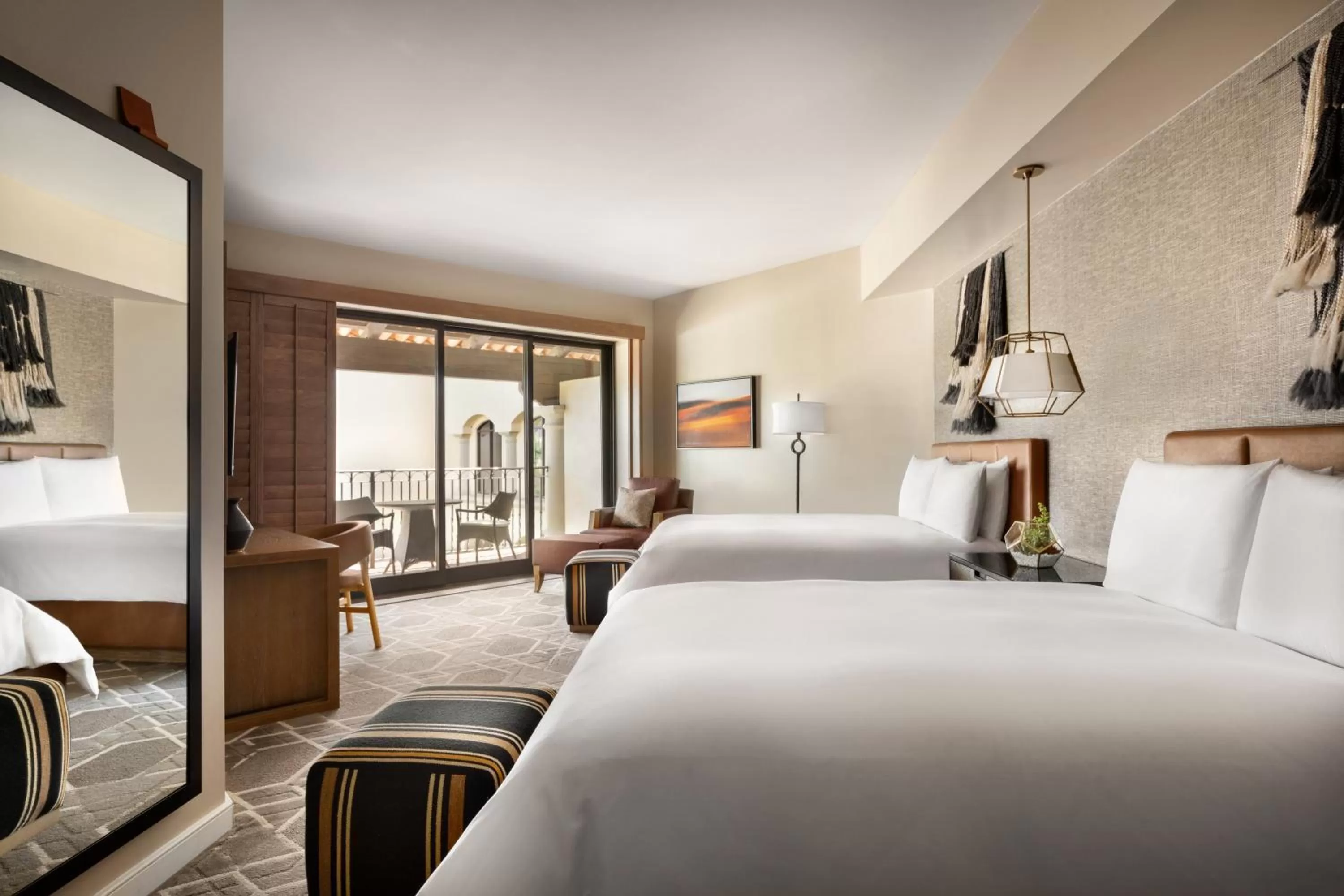 Photo of the whole room, Bed in Fairmont Scottsdale Princess