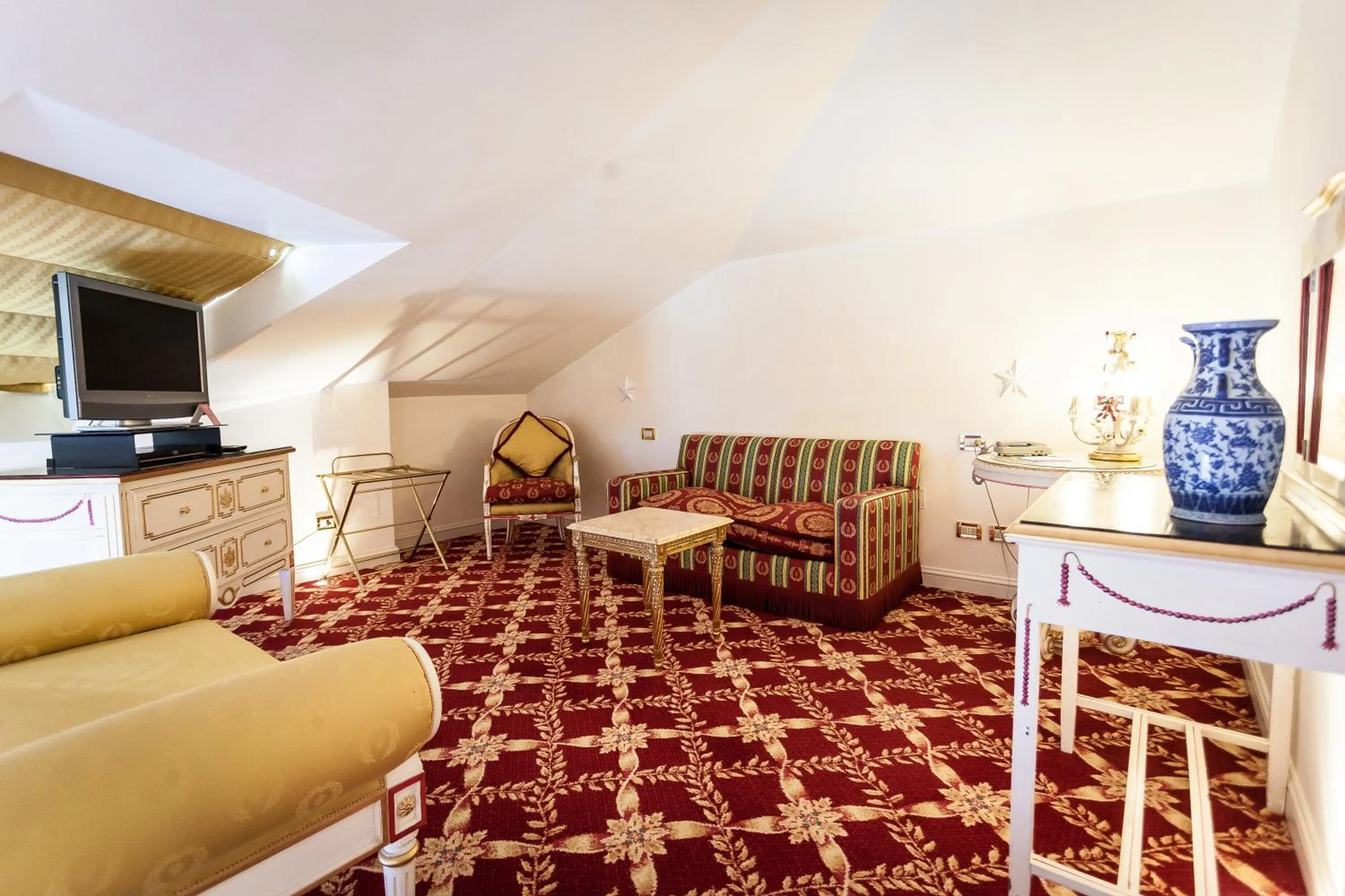 Living room in Villa e Palazzo Aminta - A Leading Hotel of The World