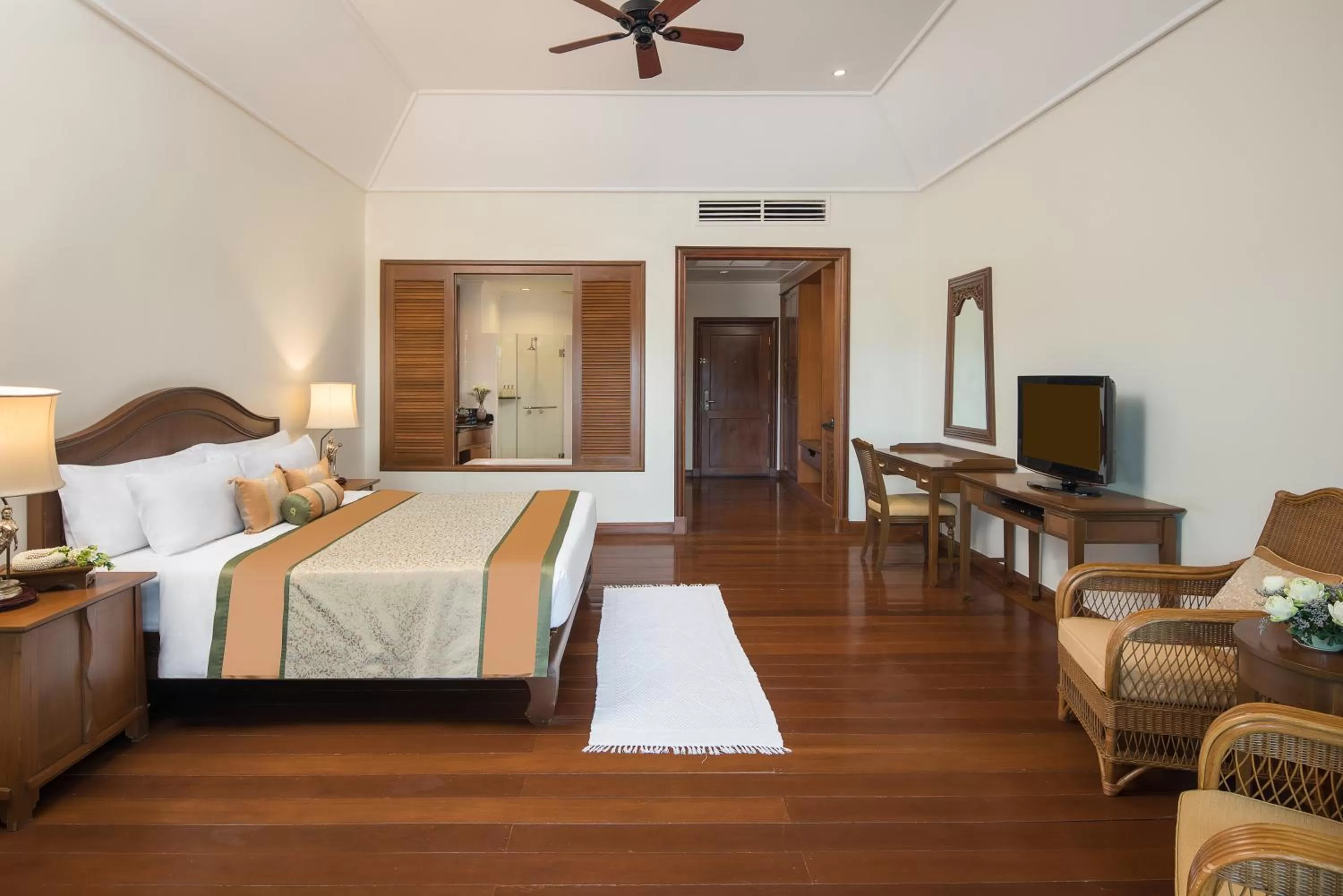 Photo of the whole room, Bed in Dheva Mantra Resort