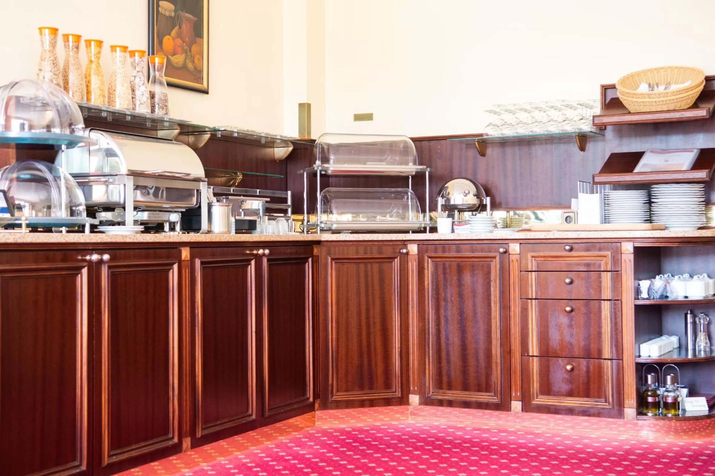 Breakfast in Hotel Haus am Zoo