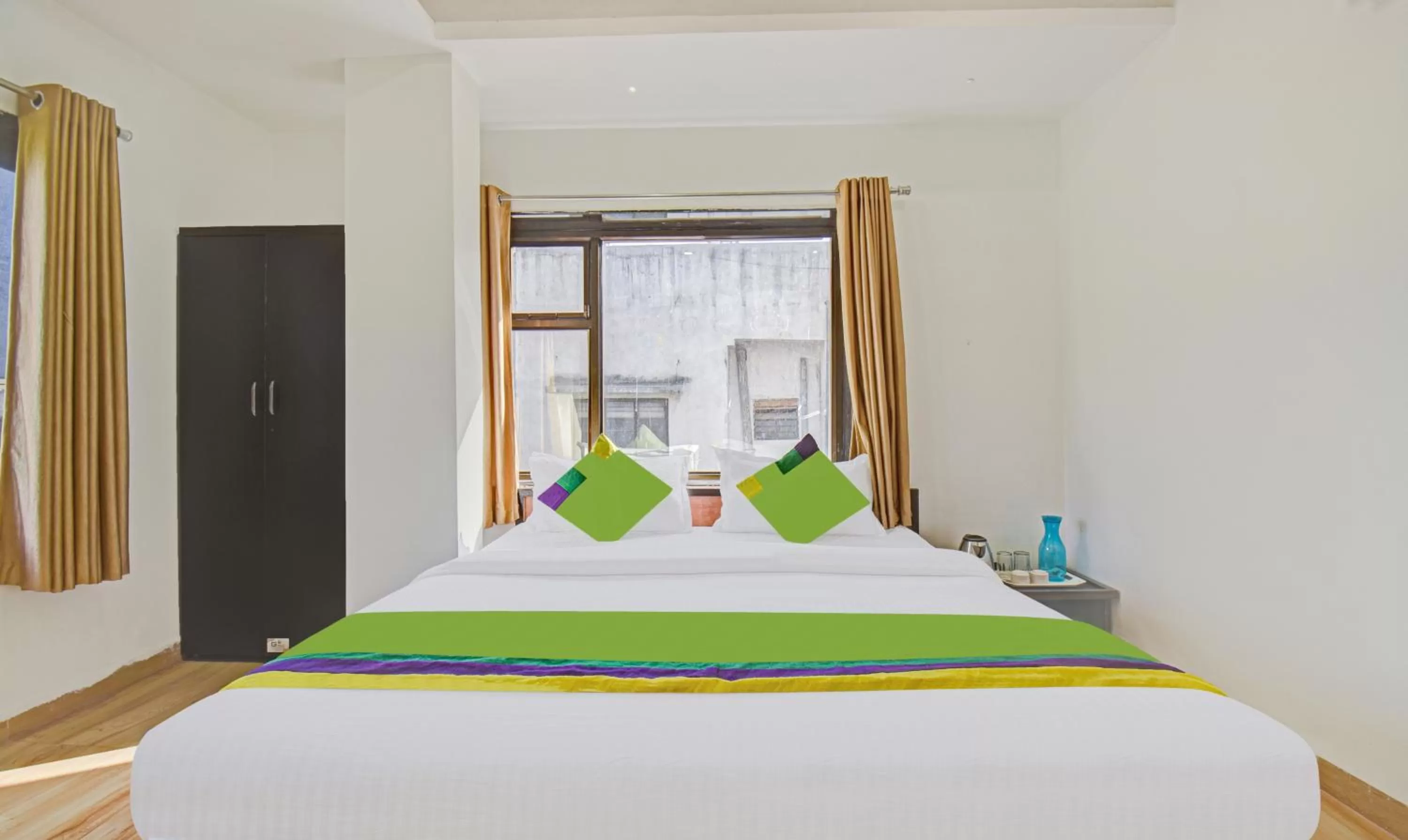 Bed in Treebo Villa Inn Aurangabad