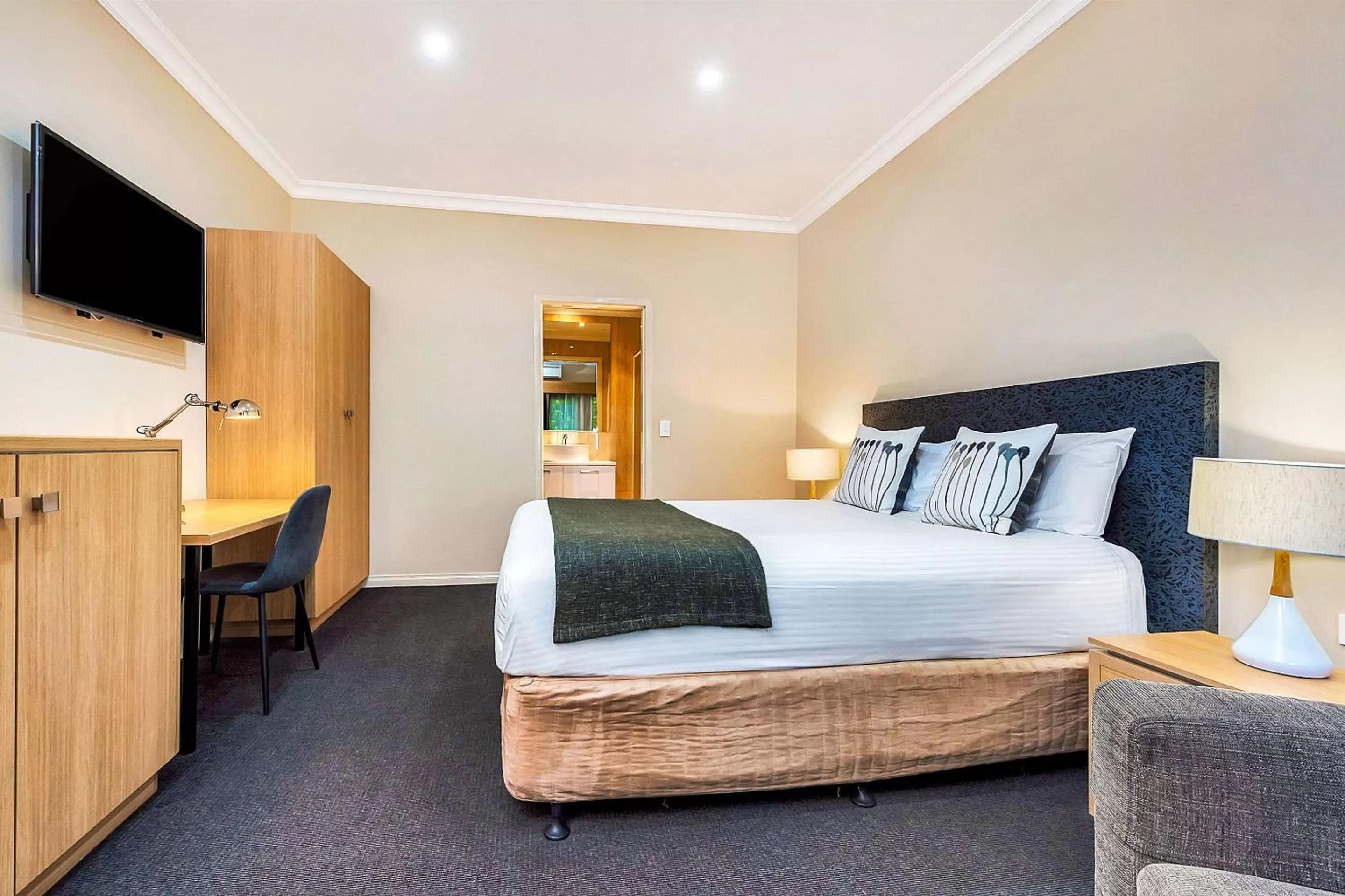 Bedroom, Bed in Comfort Inn & Suites Sombrero