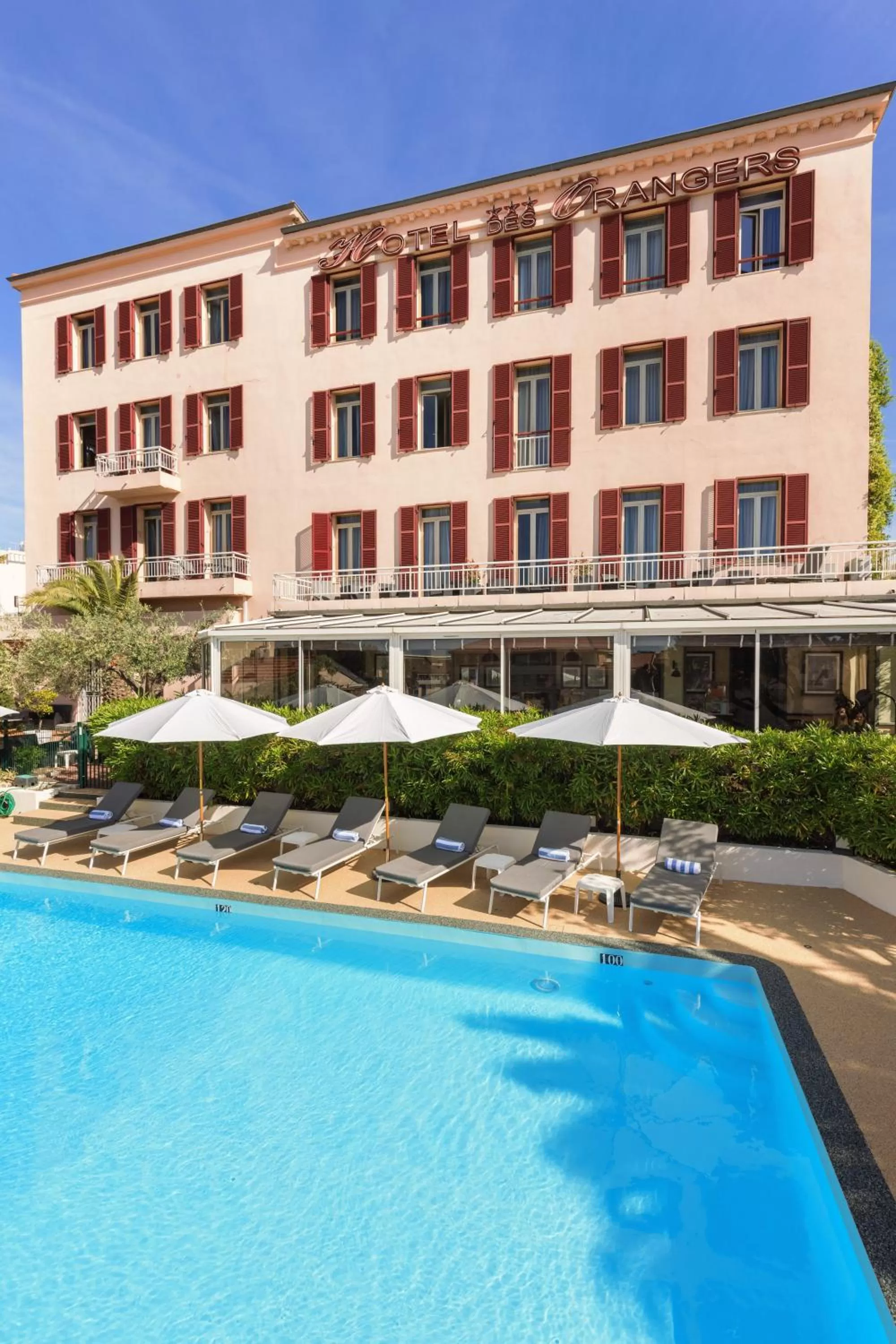 Property building in Best Western Hôtel des Orangers Cannes