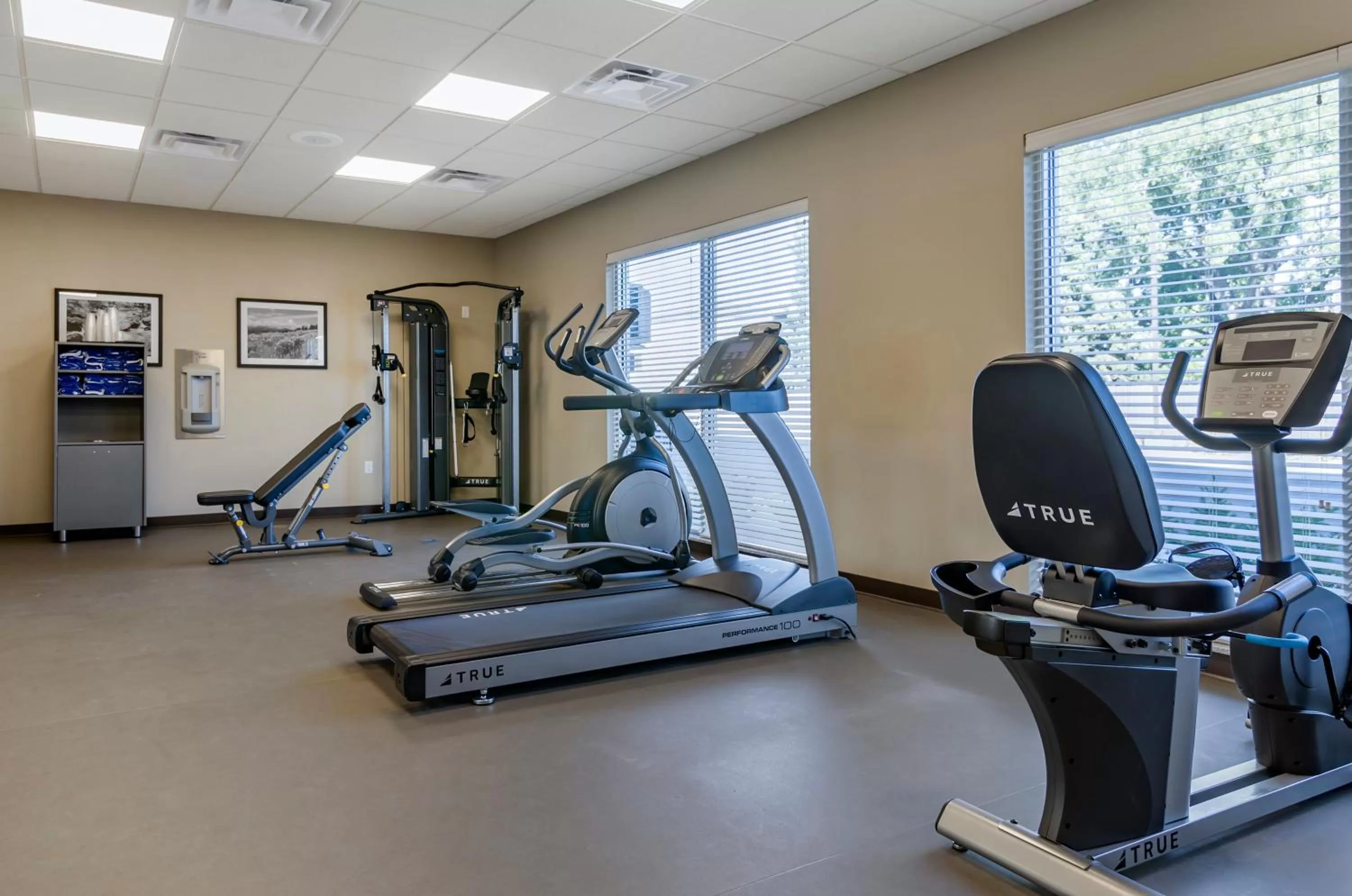 Fitness centre/facilities in MainStay Suites Great Falls Airport