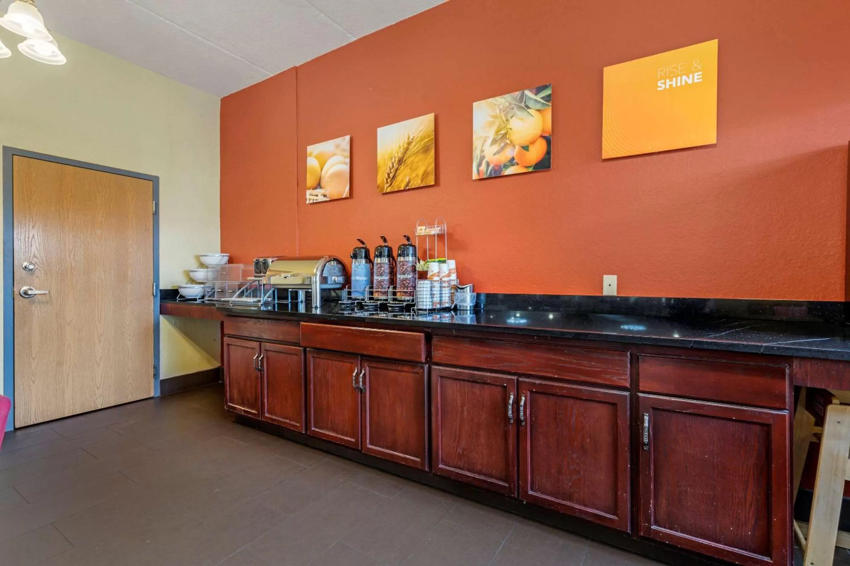 Breakfast in Comfort Inn Kissimmee-Lake Buena Vista South