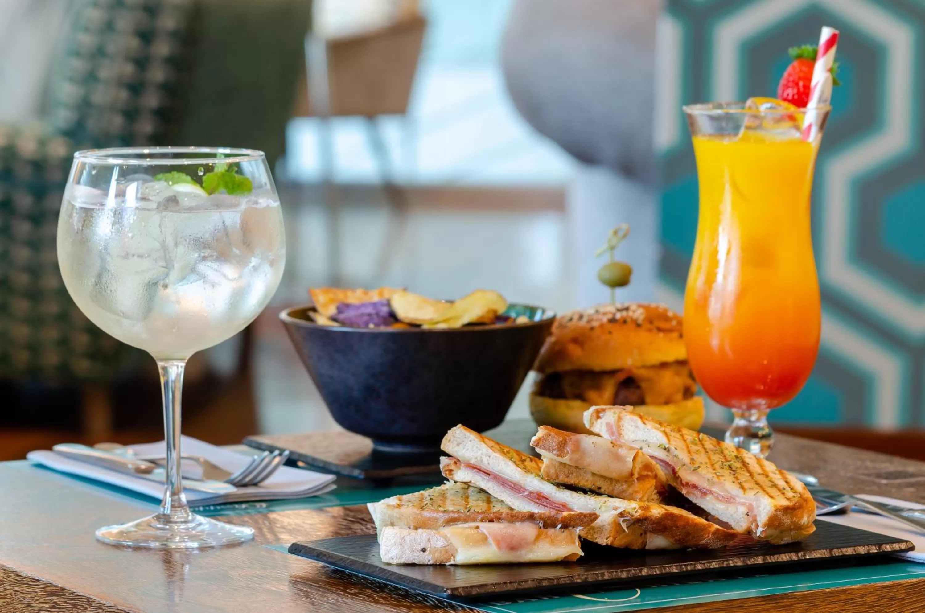 Lounge or bar in Olissippo Oriente