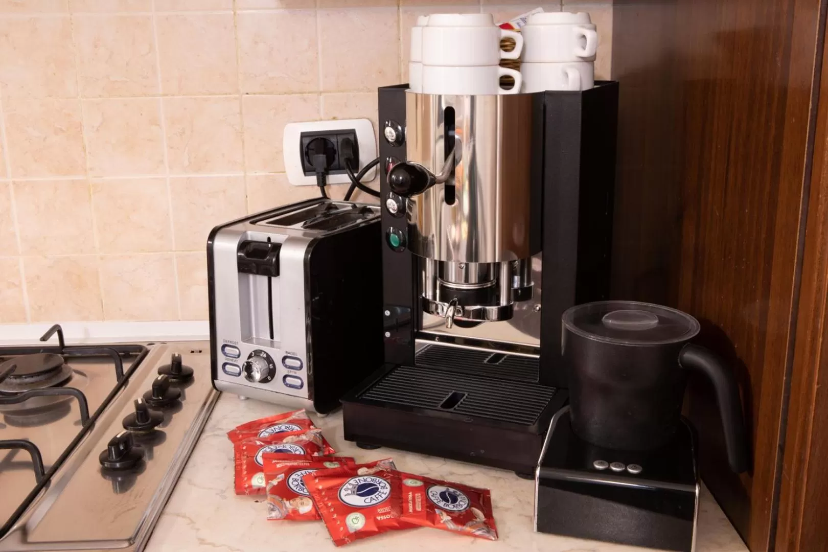 Coffee/tea facilities in Annette B&B