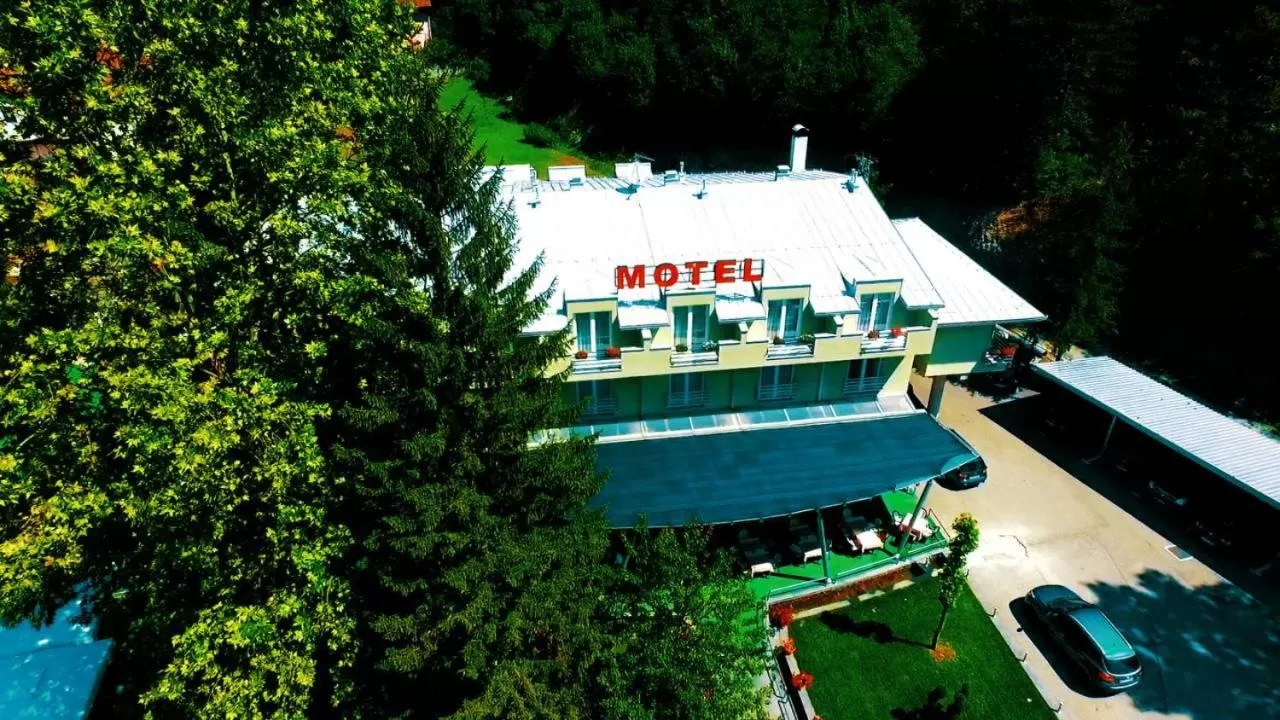 Bird's eye view in Motel Maksumić