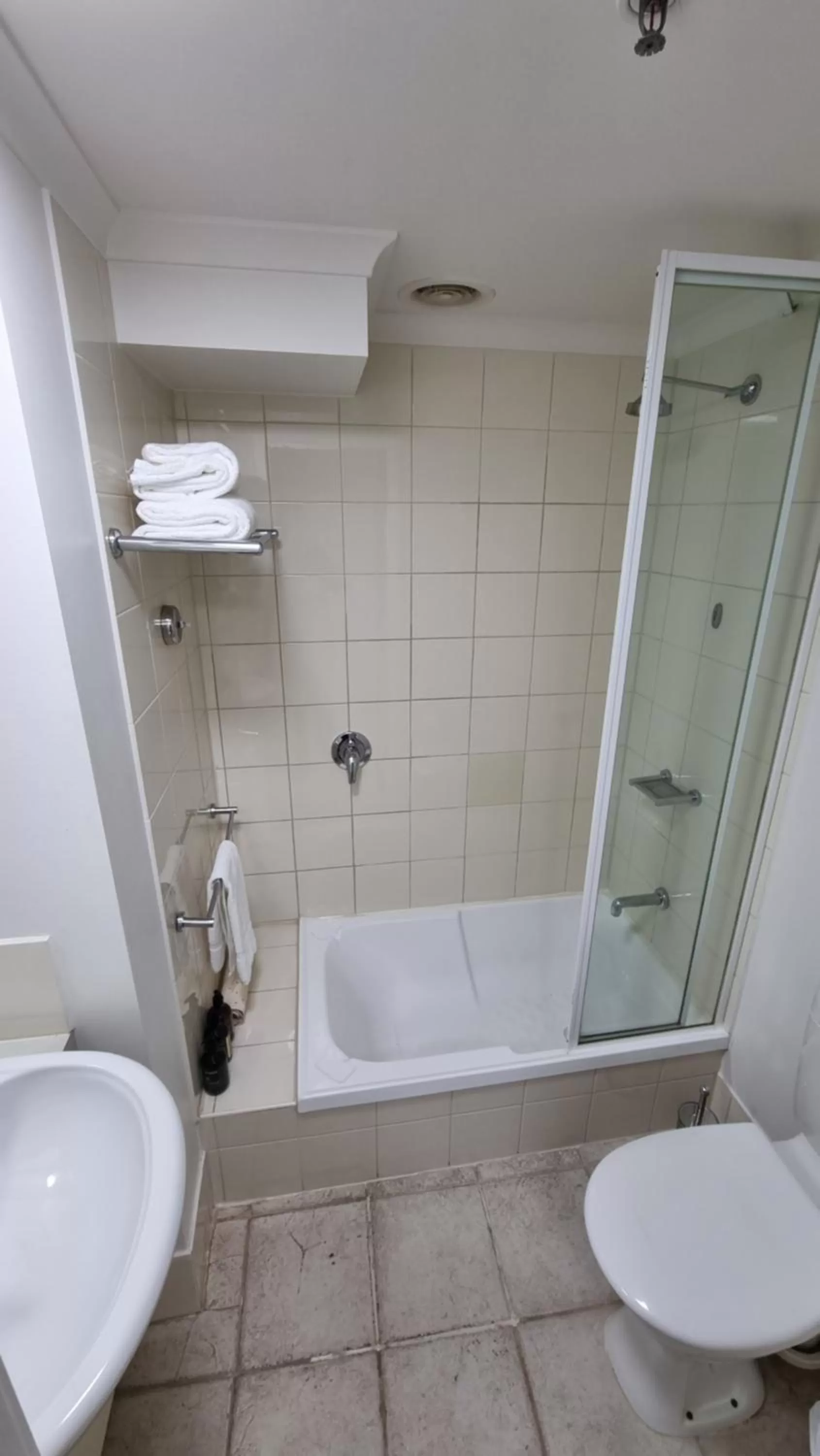 Bathroom in Quality Apartments Melbourne Central