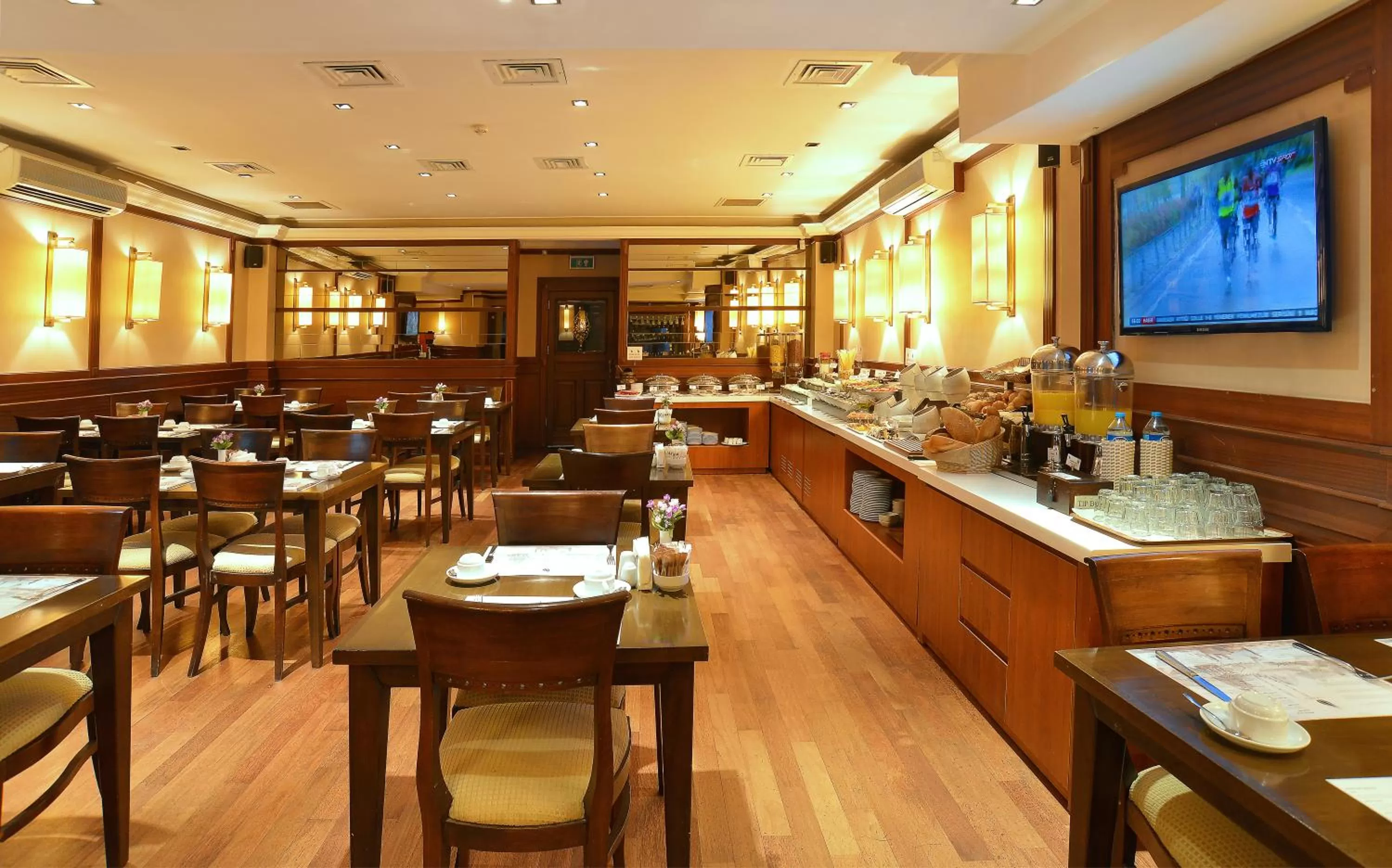 Restaurant/places to eat in Pera Rose Hotel & Spa