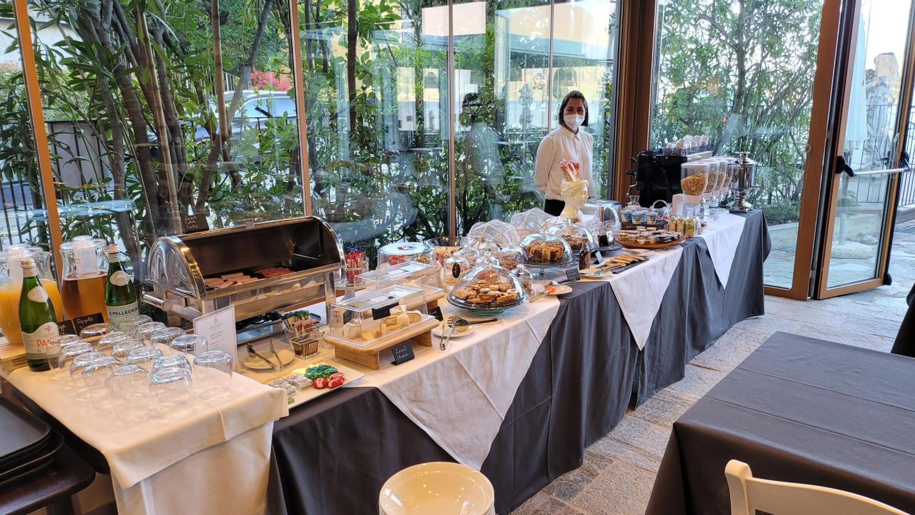 Breakfast in Hotel Meridiana